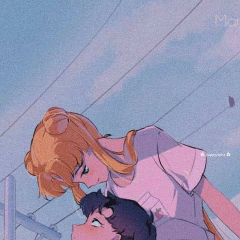 cute couple matching 桌布 壁紙 — 兩個動漫角色在柔和的藍天下，頭頂有電線，分享一個溫柔的時刻。