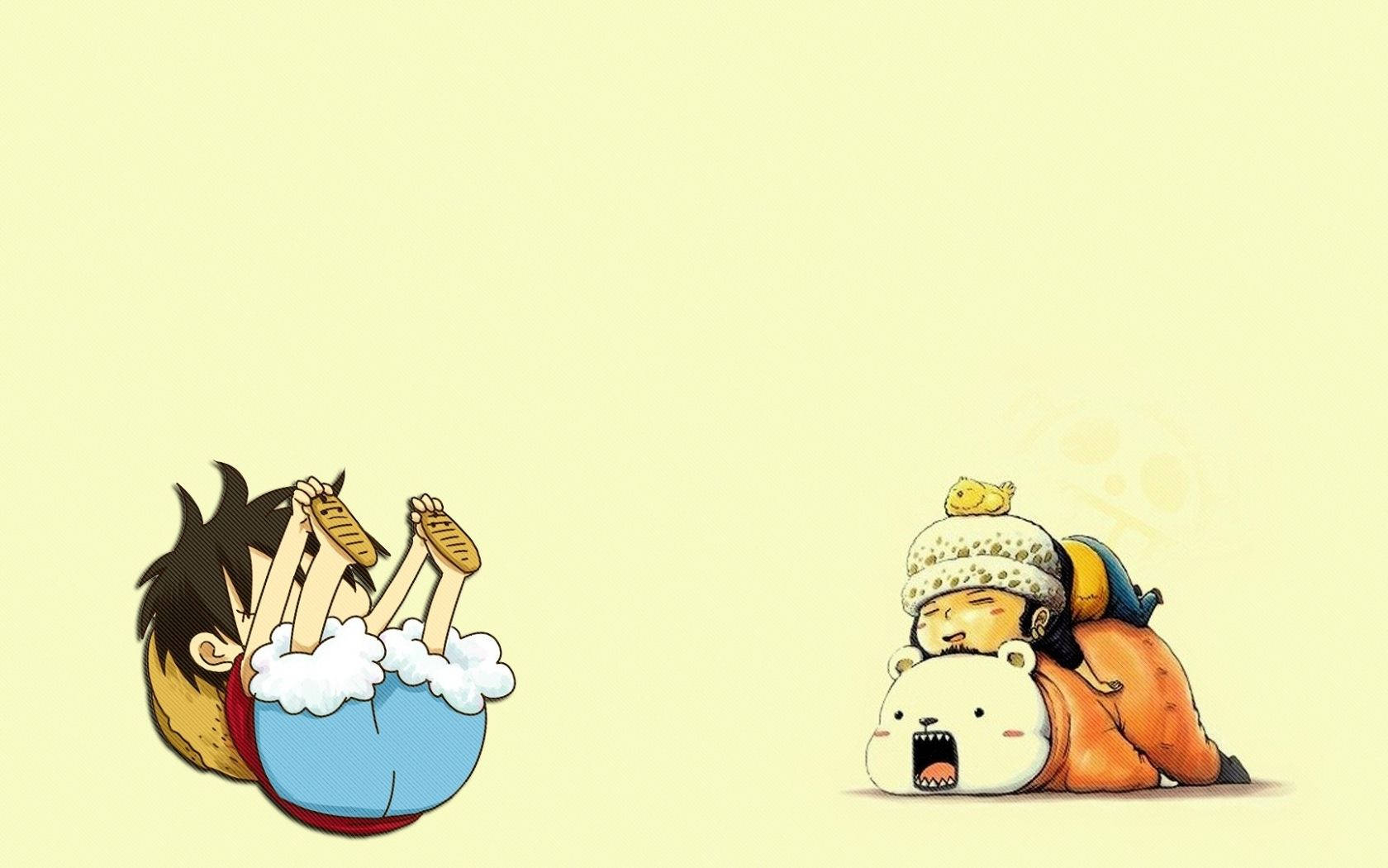 Luffy Funny 桌布 壁紙 — 兩個動漫角色在淡黃色背景上倒頭小睡，一個穿著藍色服裝，另一個躺在熊玩偶上。