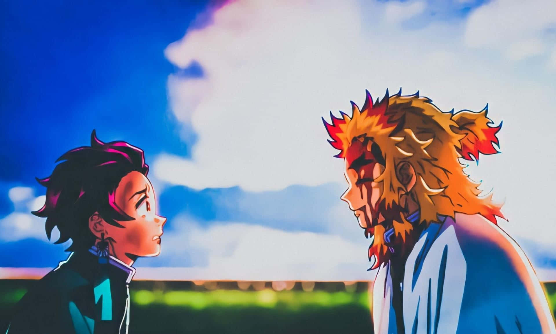 Rengoku And Tanjiro 桌布 壁紙 — 兩個動漫角色在藍天白雲下對視，一個有火橙色頭髮，另一個有深色刺蝟頭。