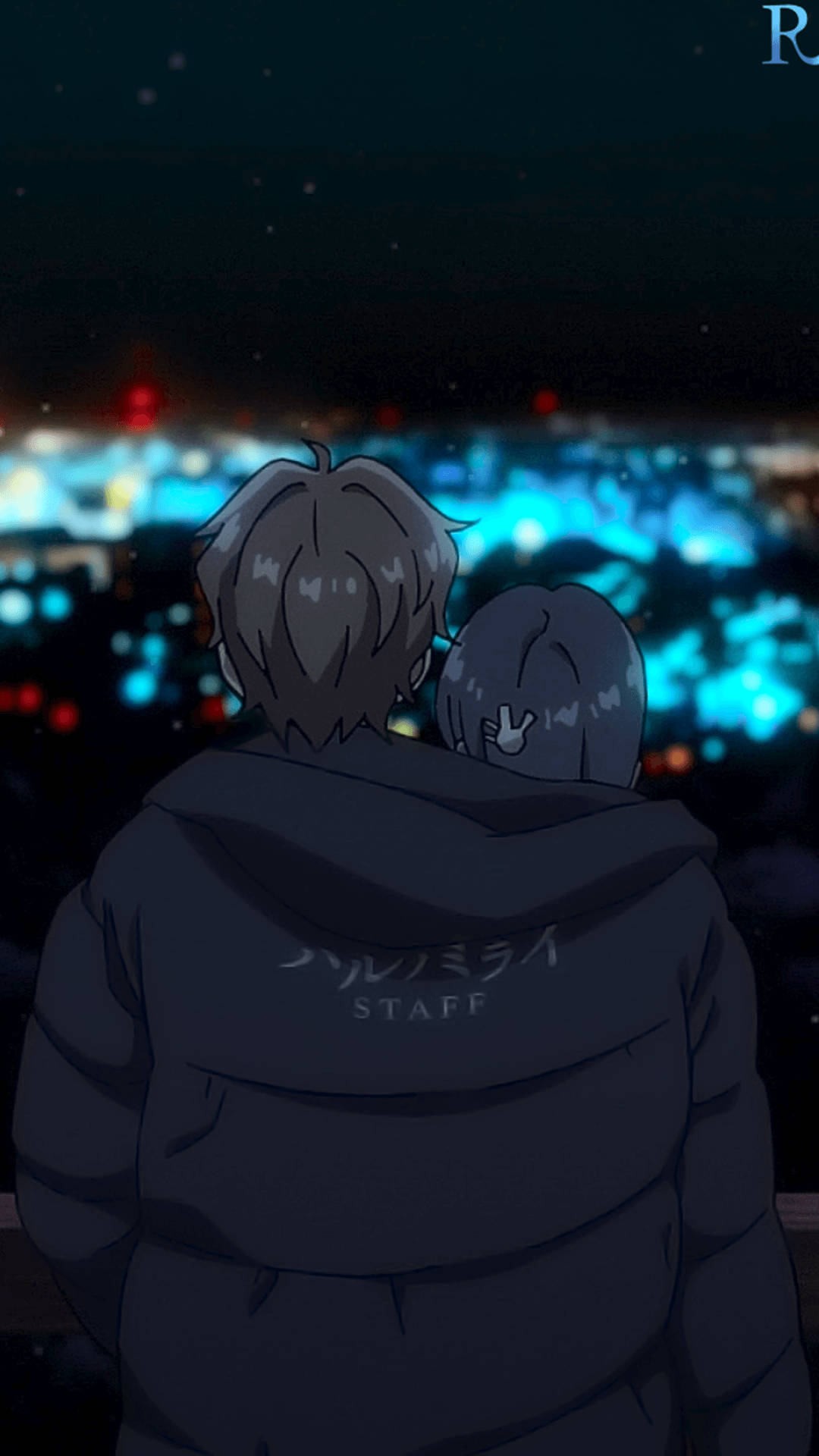 Rascal Does Not Dream Of Bunny Girl Senpai 桌布 壁紙 — 兩個動漫角色從背後擁抱，凝視著星空下閃爍的城市景觀。