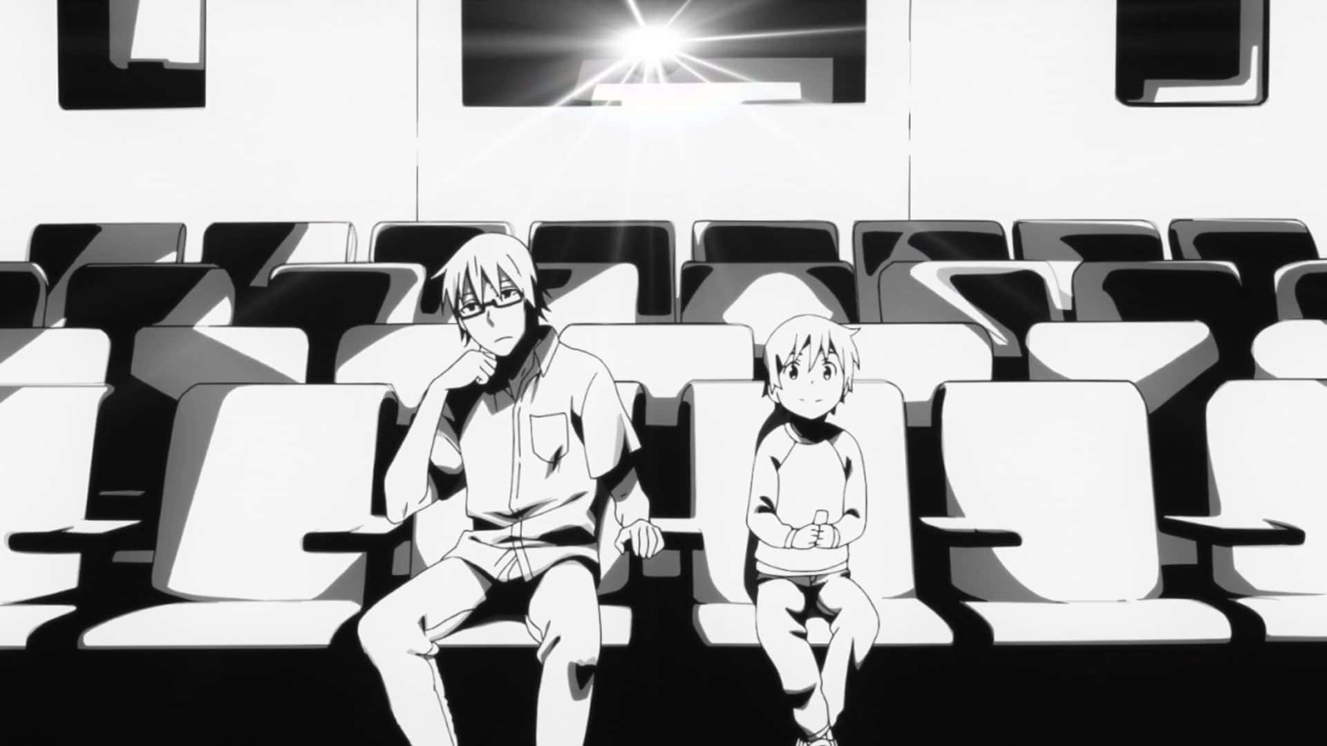 Erased 桌布 壁紙 — 兩個動漫角色獨自坐在一個光線強烈、空無一人的劇院裡，有一排排座位和一盞明亮的頭頂燈。
