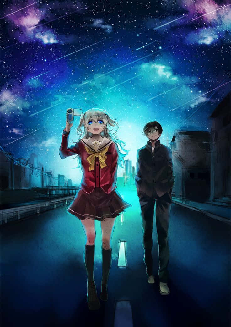 夜空 桌布 壁紙 — 兩個動漫青少年站在一條發光的街道上，頭頂是充滿流星的 vibrant 星空。