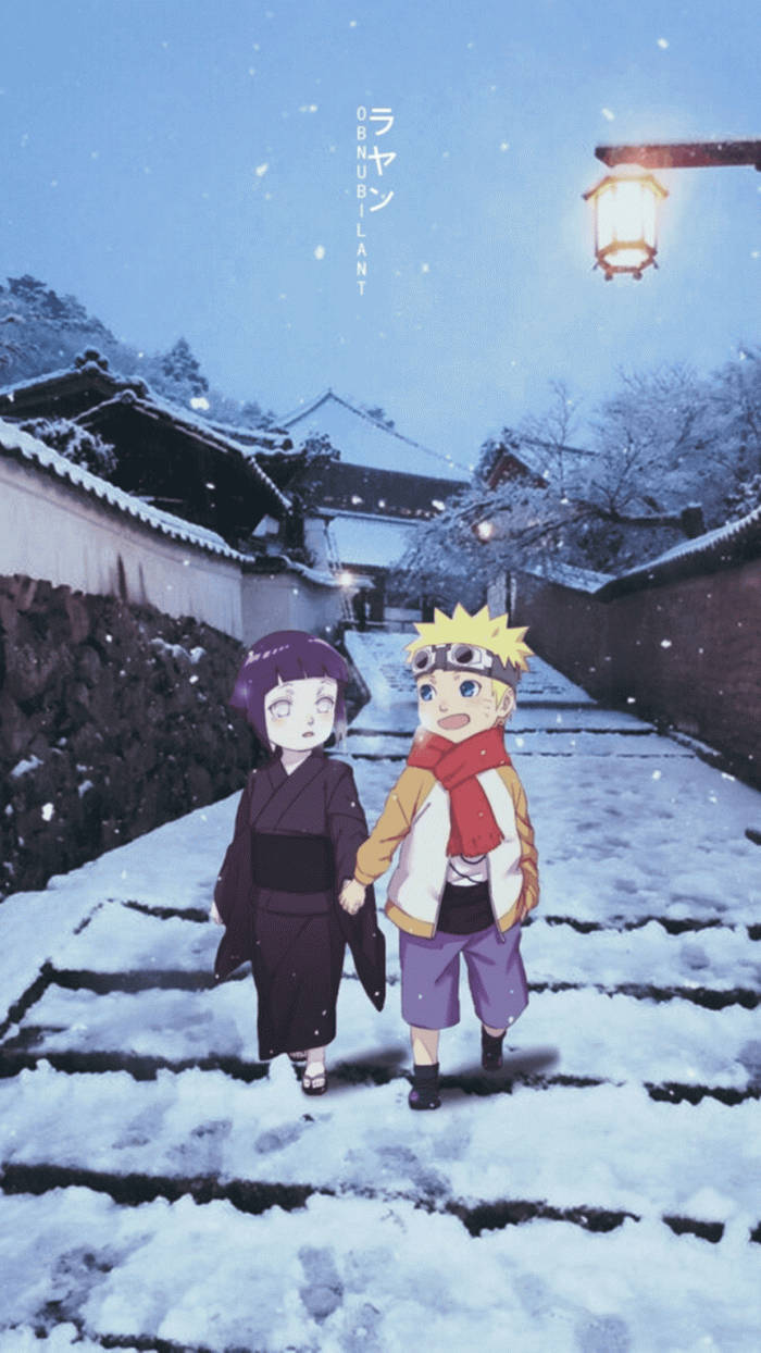 兩個動畫小孩手牽手，夜晚在燈籠下穿過下雪的村莊街道。 — 日向 GIF 壁紙