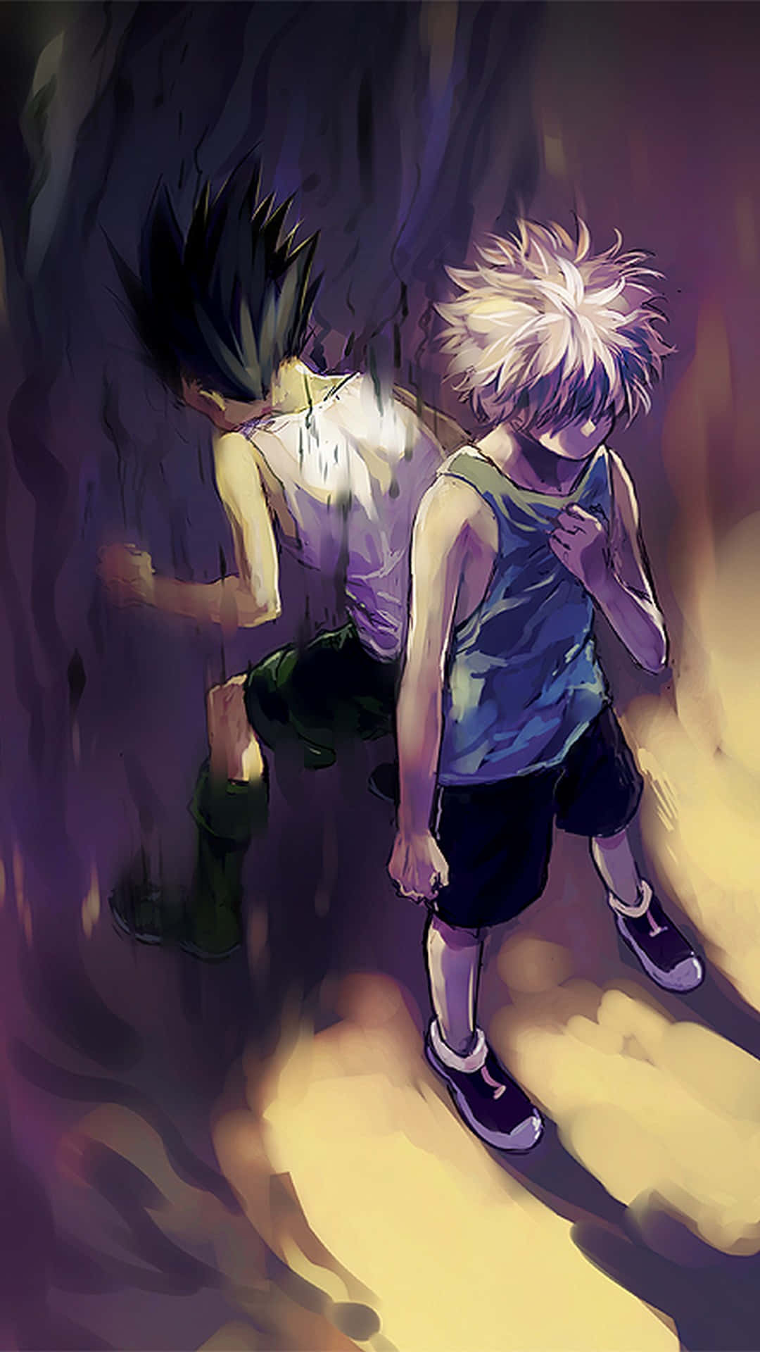 獵人 x 獵人 桌布 壁紙 — 兩個動畫男孩站在一個光線昏暗的洞穴中，一個有尖刺的黑髮，另一個有尖刺的白髮，沐浴在溫暖的金色光芒中。
