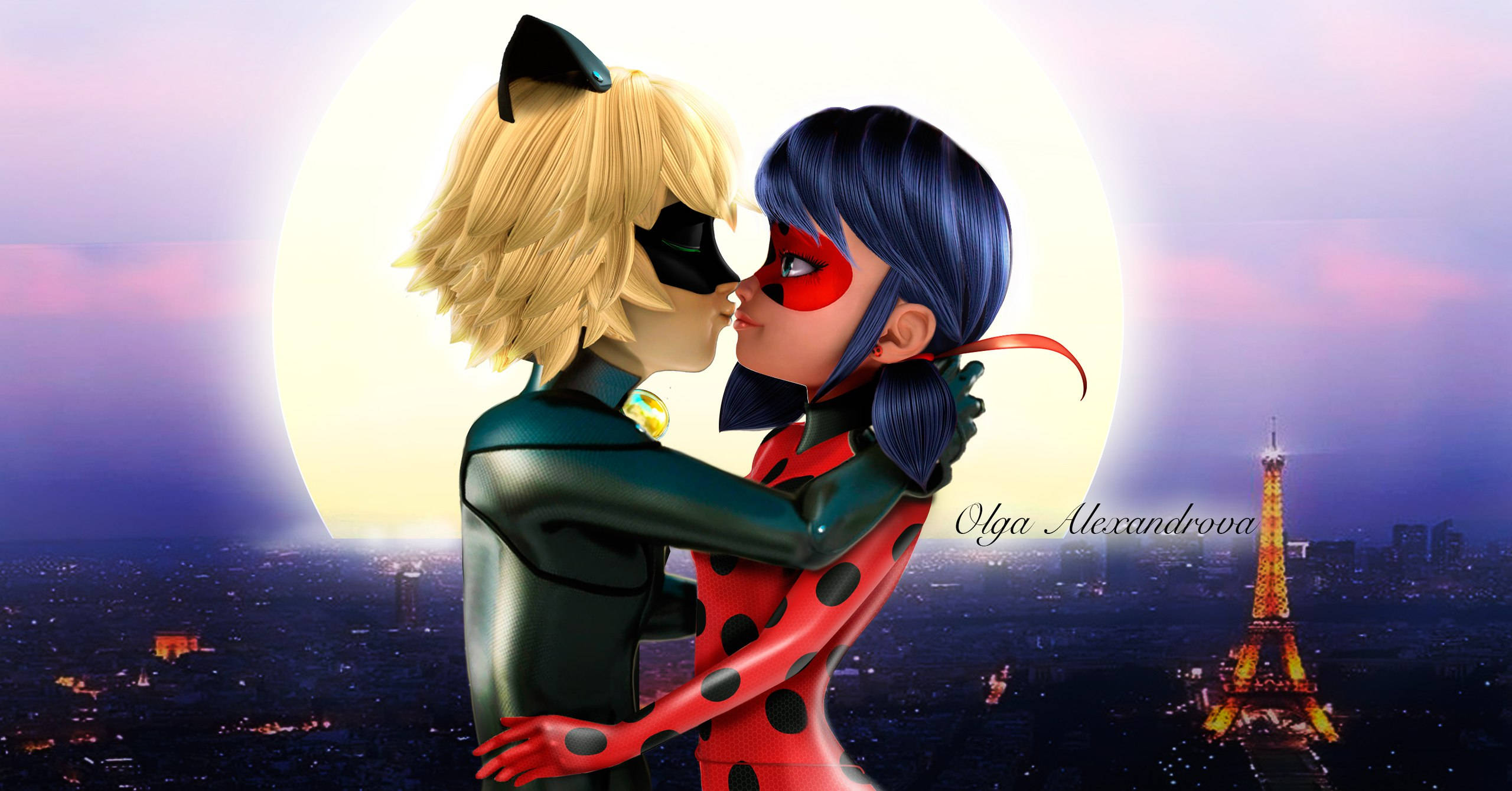 ladybug and cat noir kiss 桌布 壁紙 — 兩個動畫超級英雄在巴黎上空發光的月亮下接吻，遠處的艾菲爾鐵塔亮著燈。