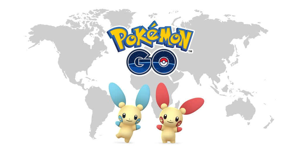 寶可夢 桌布 壁紙 — 兩個卡通寶可夢角色站在世界地圖前，上方有Pokémon GO標誌。