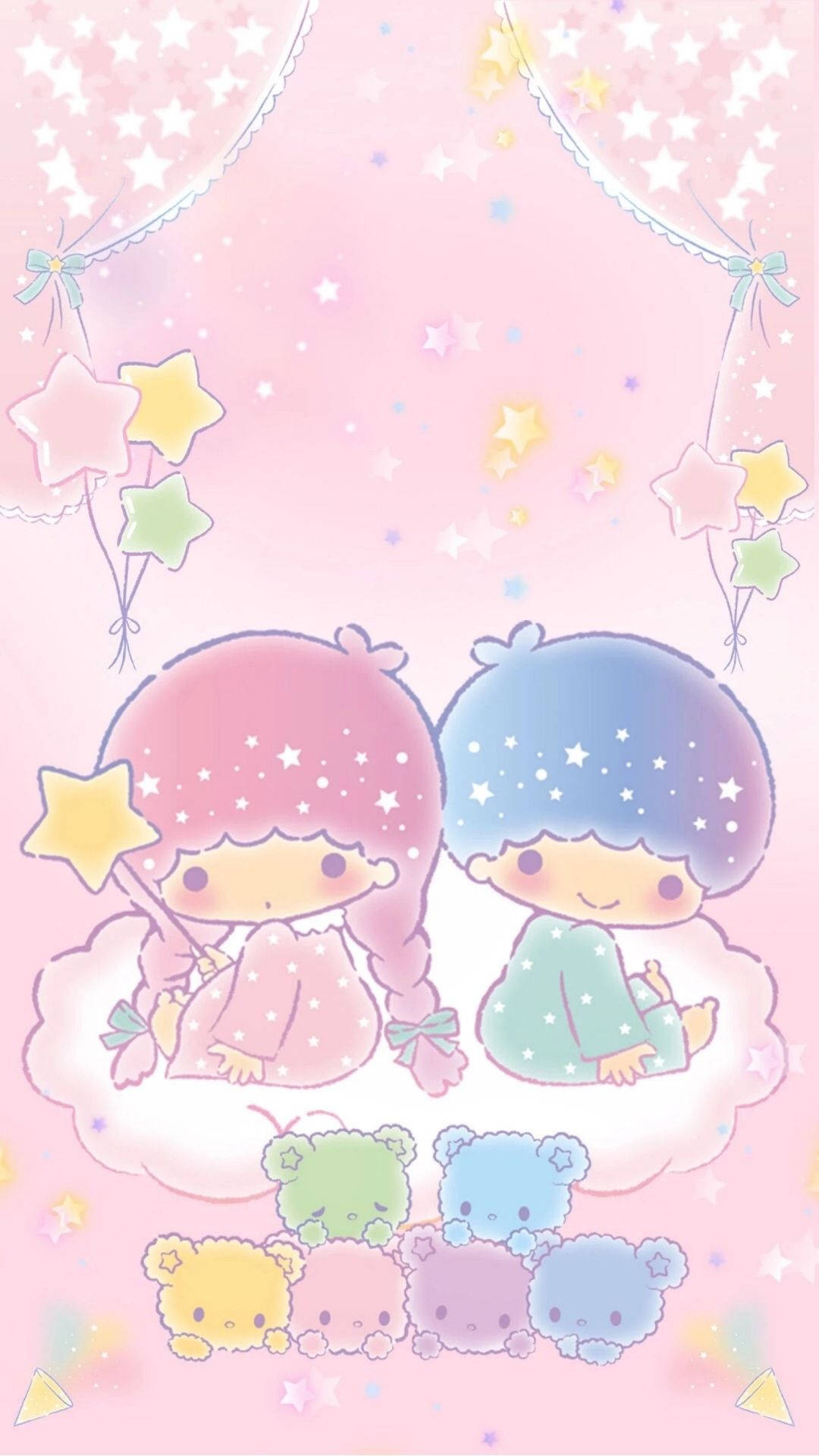 Twin 桌布 壁紙 — 兩個可愛的星星主題角色坐在雲上，周圍環繞著漂浮的星星氣球和粉彩泰迪熊，背景是粉紅色的星空。