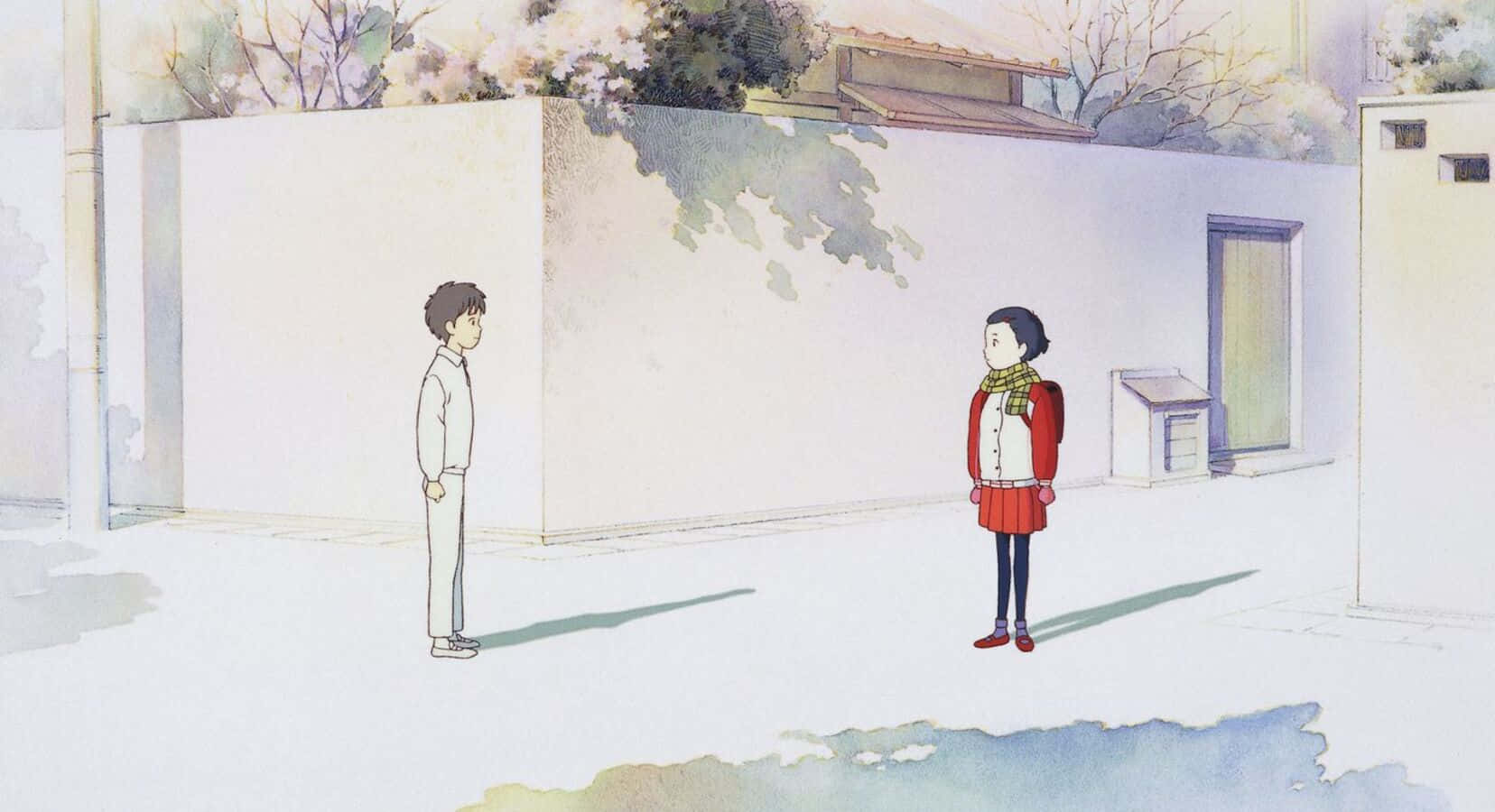 Only Yesterday 桌布 壁紙 — 兩個孩子在柔和水彩天空下的寧靜庭院中面對面站立，周圍有開花的樹木和白色牆壁。