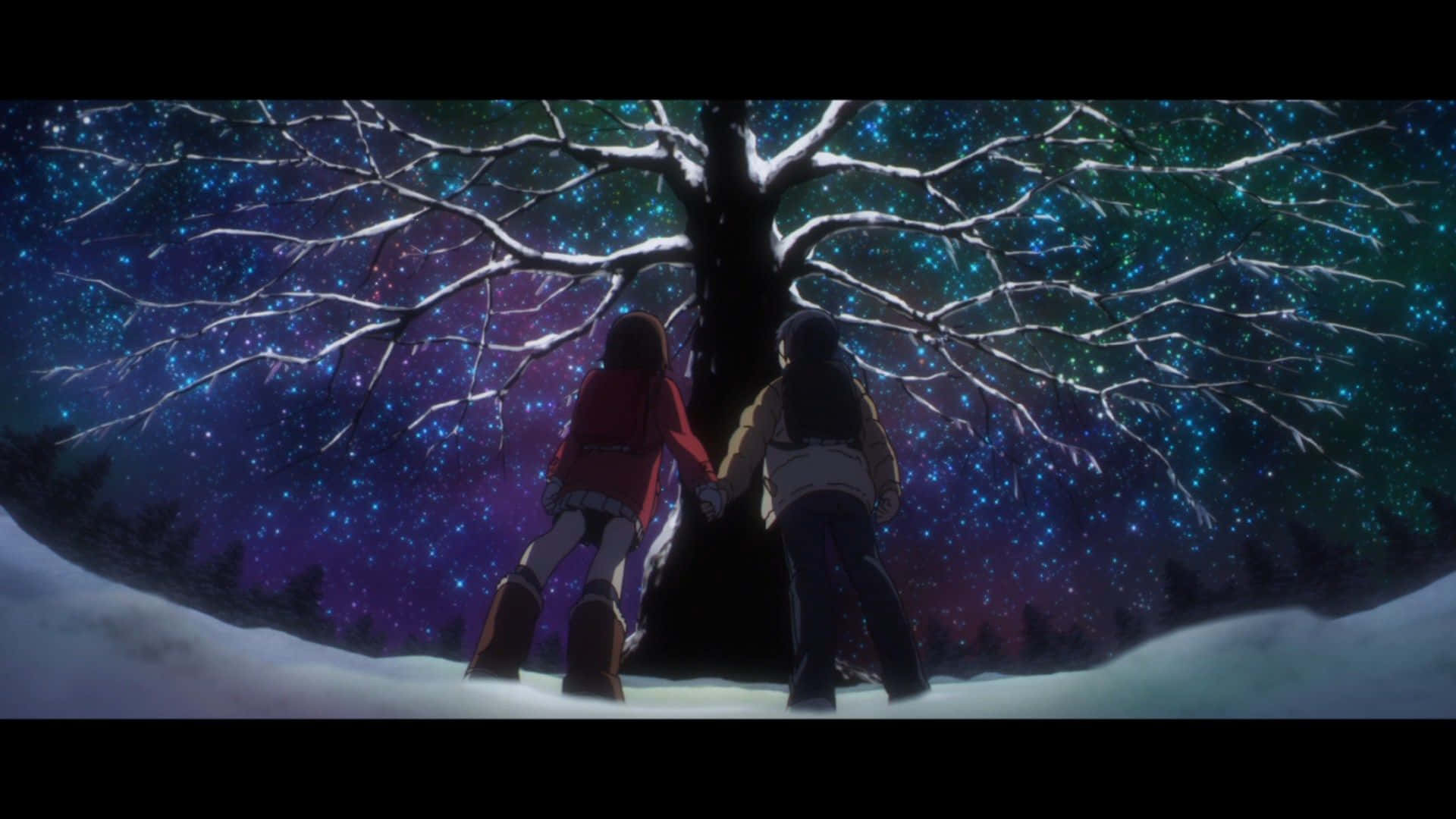 Erased 桌布 壁紙 — 兩個孩子在灑滿雪的樹下手牽手，背景是充滿活力的星空夜空。