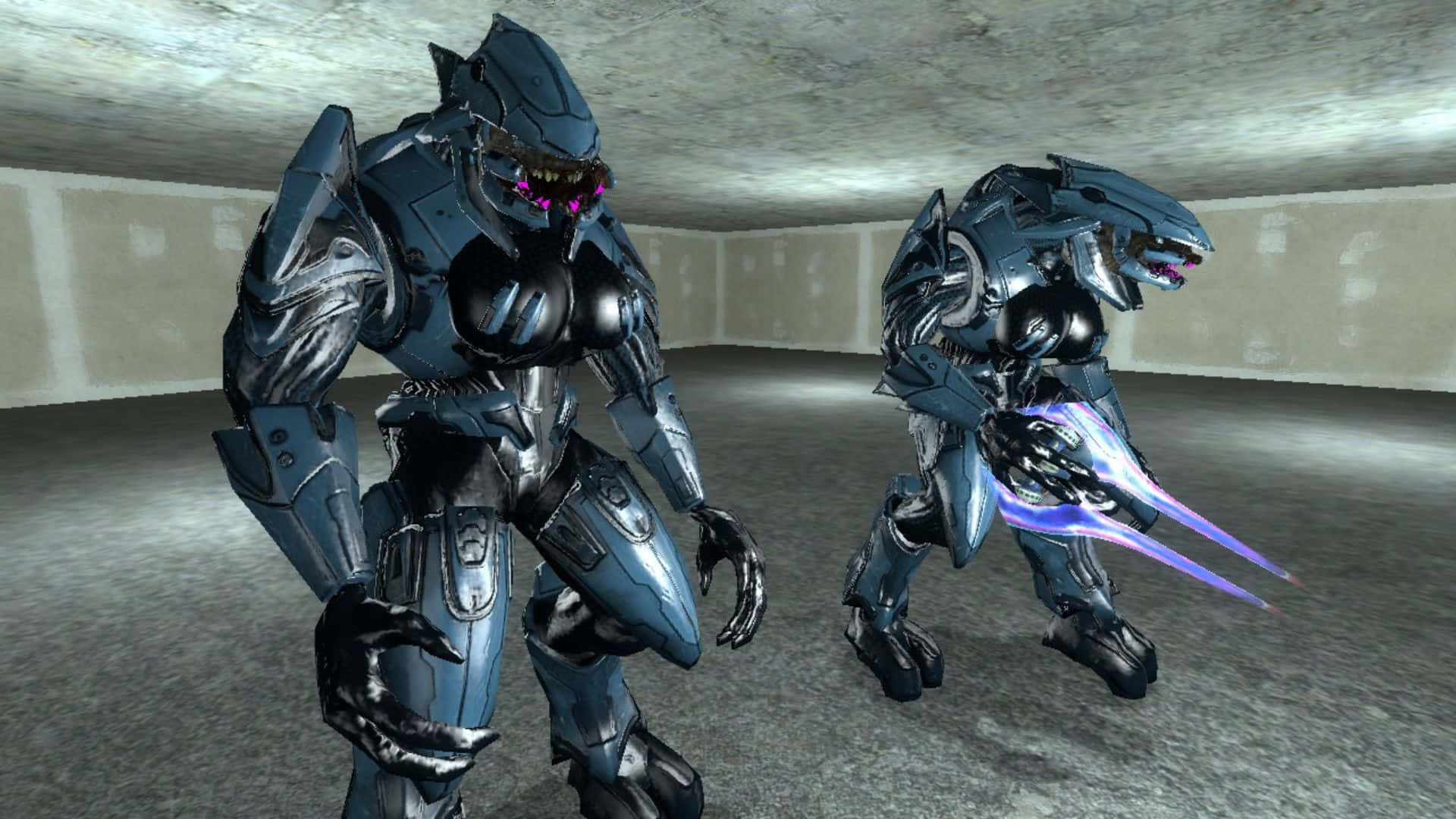 Sangheili 桌布 壁紙 — 兩個帶有發光紫色嘴巴的威脅性藍色裝甲外星戰士站在一個簡陋的混凝土房間裡，其中一個揮舞著發光的藍色能量刀片。