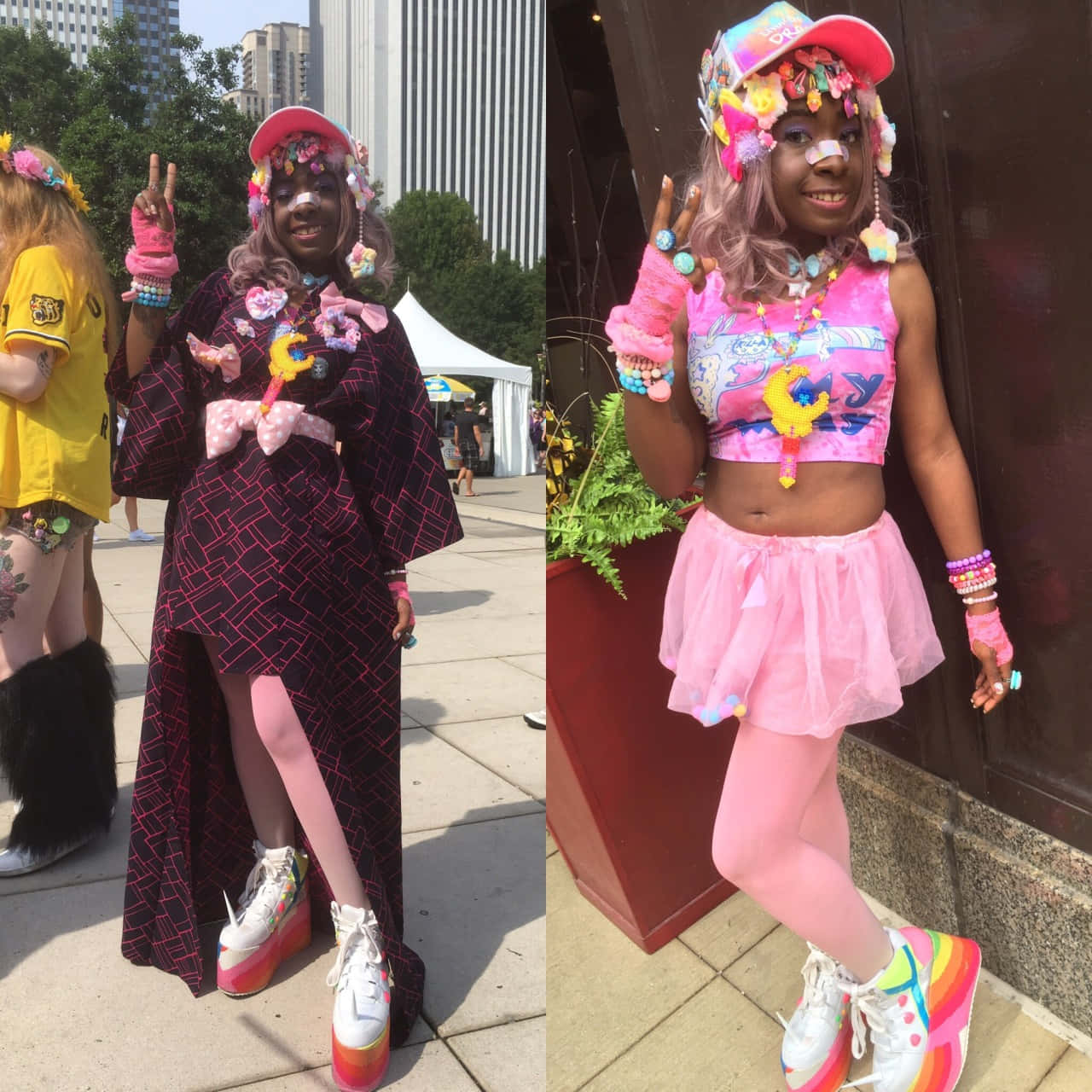 Harajuku Fashion 桌布 壁紙 — 兩個快樂的人穿著鮮豔多彩的服裝，在陽光明媚的城市節日中，以建築物和樹木為背景，在戶外擺姿勢。
