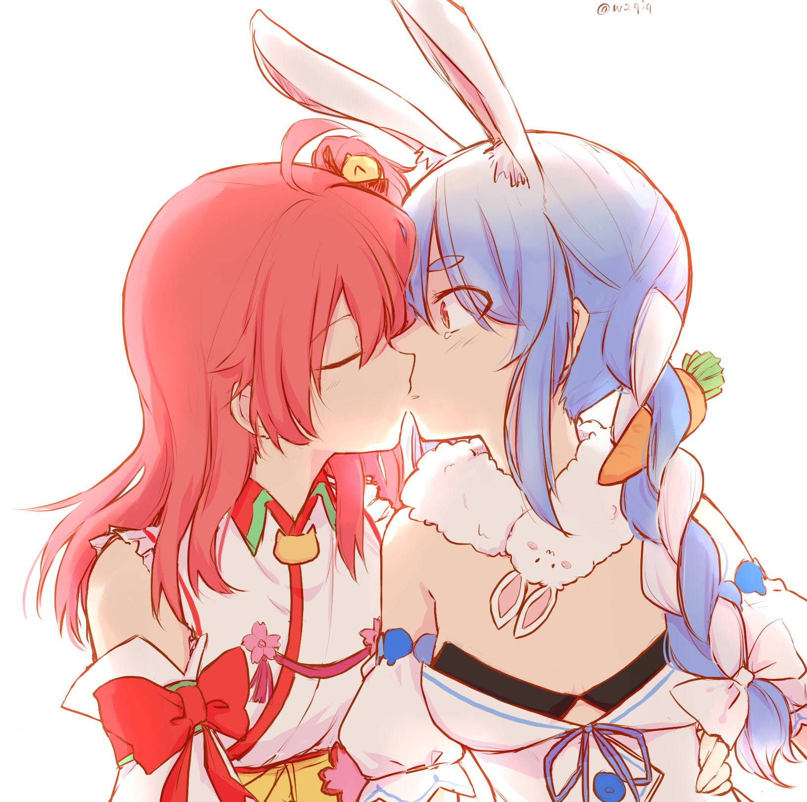 Kissing 桌布 壁紙 — 兩個戴著兔耳朵的動漫女孩溫柔地親吻，一個紅髮，一個藍髮，都穿著可愛的服裝。
