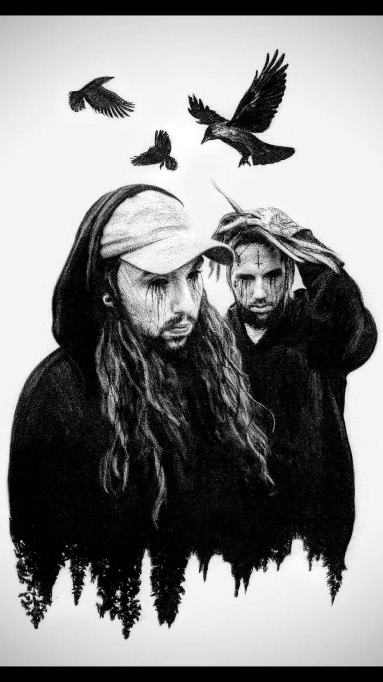 suicideboys 桌布 壁紙 — 兩個戴頭巾的長髮男子，頭上有烏鴉，他們的剪影與底部的森林融為一體。