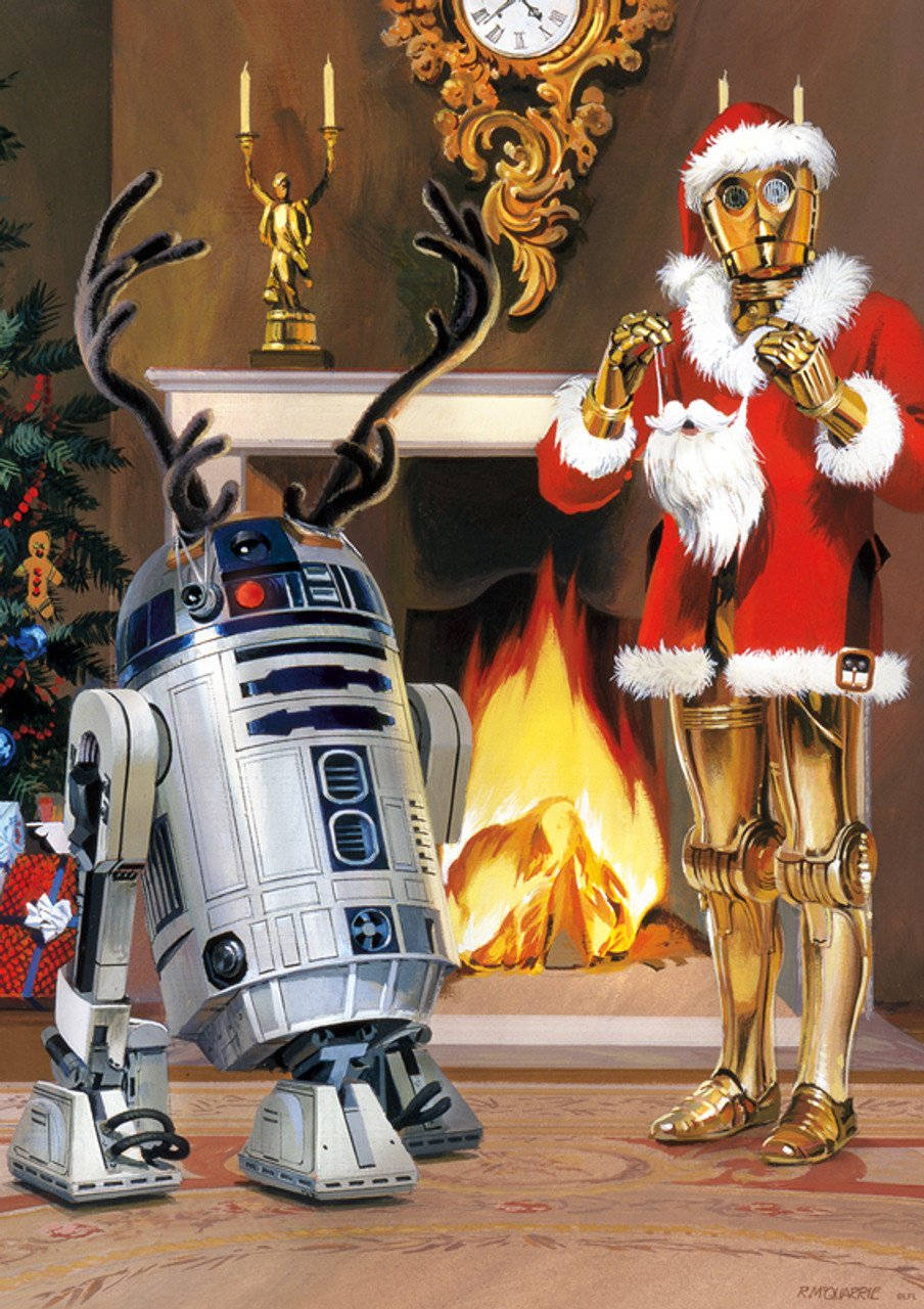 Star Wars Christmas 桌布 壁紙 — 兩個星戰機器人：戴鹿角的R2D2和扮聖誕老人的C3PO，站在節日客廳的壁爐旁。