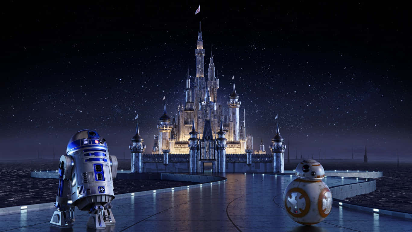 Disneyland Castle 桌布 壁紙 — 兩個星際大戰機器人站在反光平台上，凝視著星空下發光的城堡。