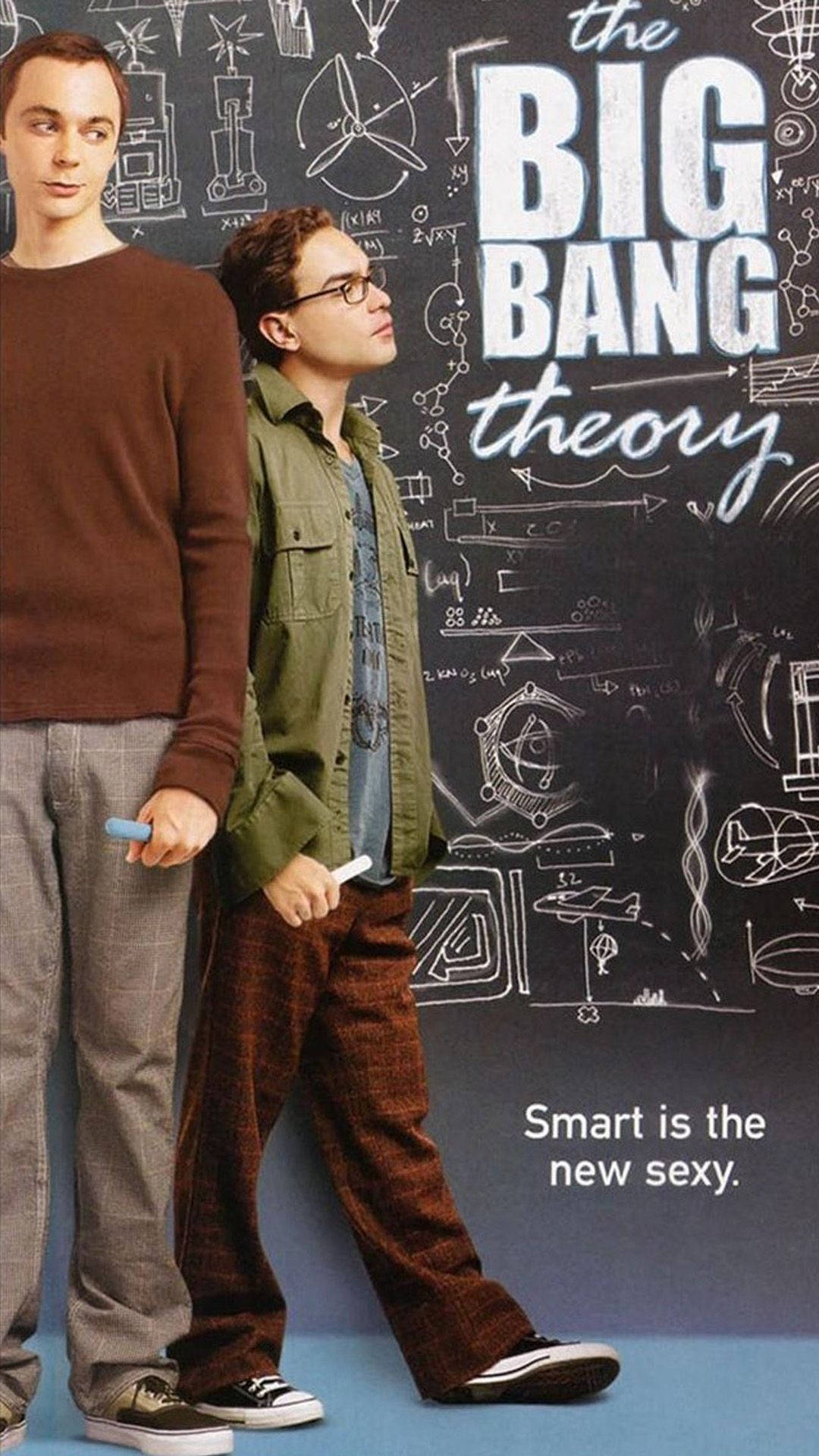 Bang 桌布 壁紙 — 兩個男人站在一個充滿科學方程式和圖表的黑板前，來自電視節目《宅男行不行》。