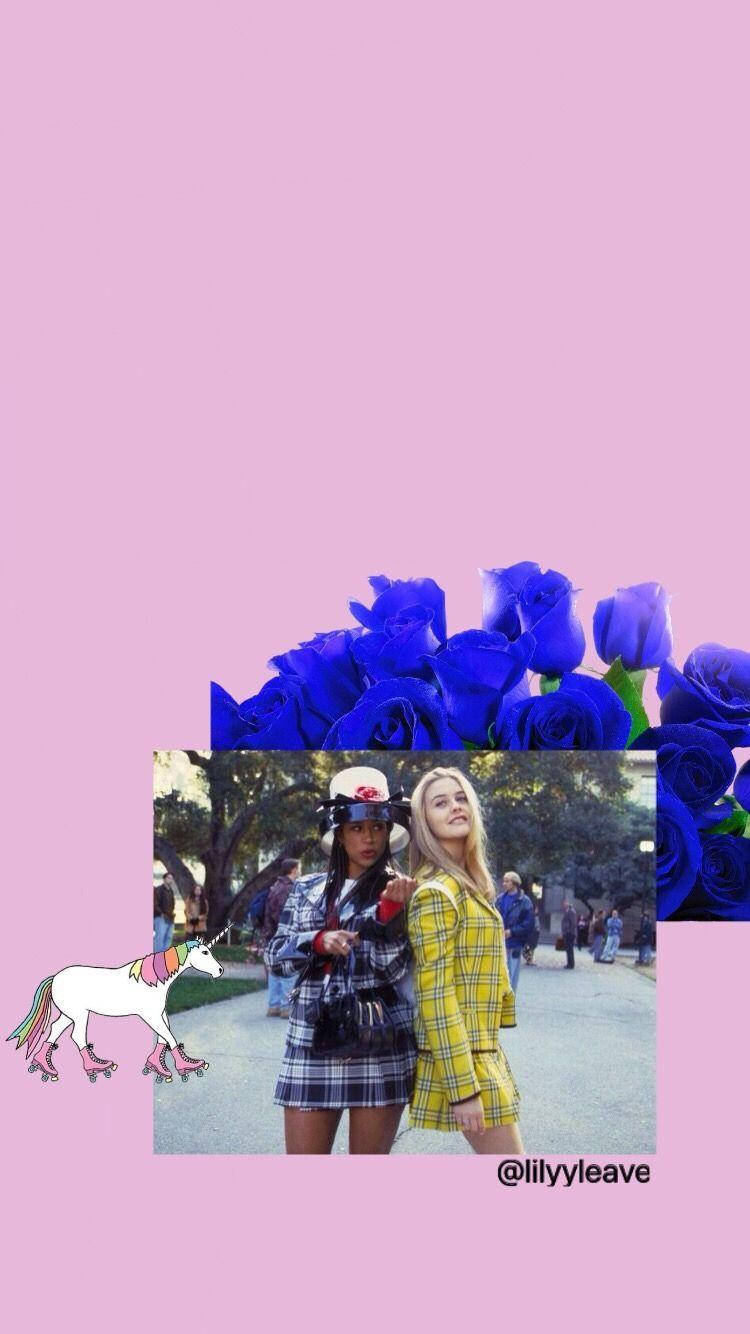 Clueless 桌布 壁紙 — 兩個穿著格紋服裝的女孩站在卡通獨角獸和鮮豔藍色玫瑰旁邊，背景是粉紅色。