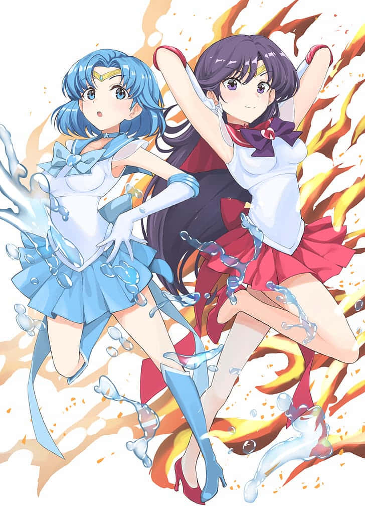 sailor mars 桌布 壁紙 — 兩個穿著水手服的動漫女孩，一個以藍色水為主題，另一個以紅色火為主題，在帶有水花四濺的火熱背景下動態擺姿勢。