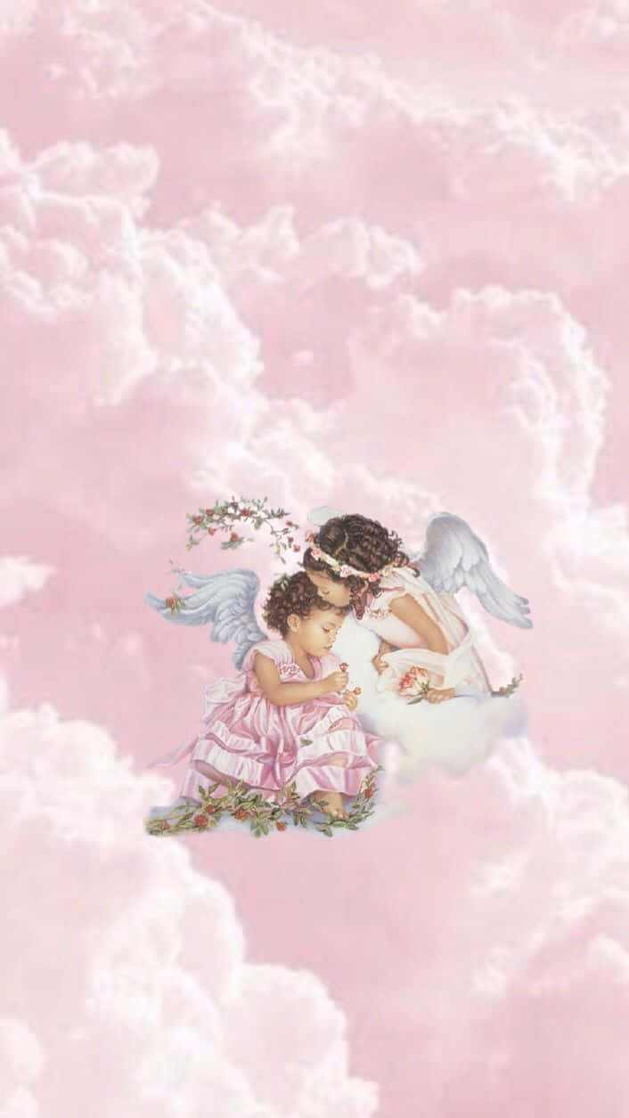 Angel Aesthetic Clouds 桌布 壁紙 — 兩個穿著粉紅色裙子的天使般的孩子坐在柔軟的雲朵上，背景是柔和的粉紅色天空，分享著溫柔的時刻。