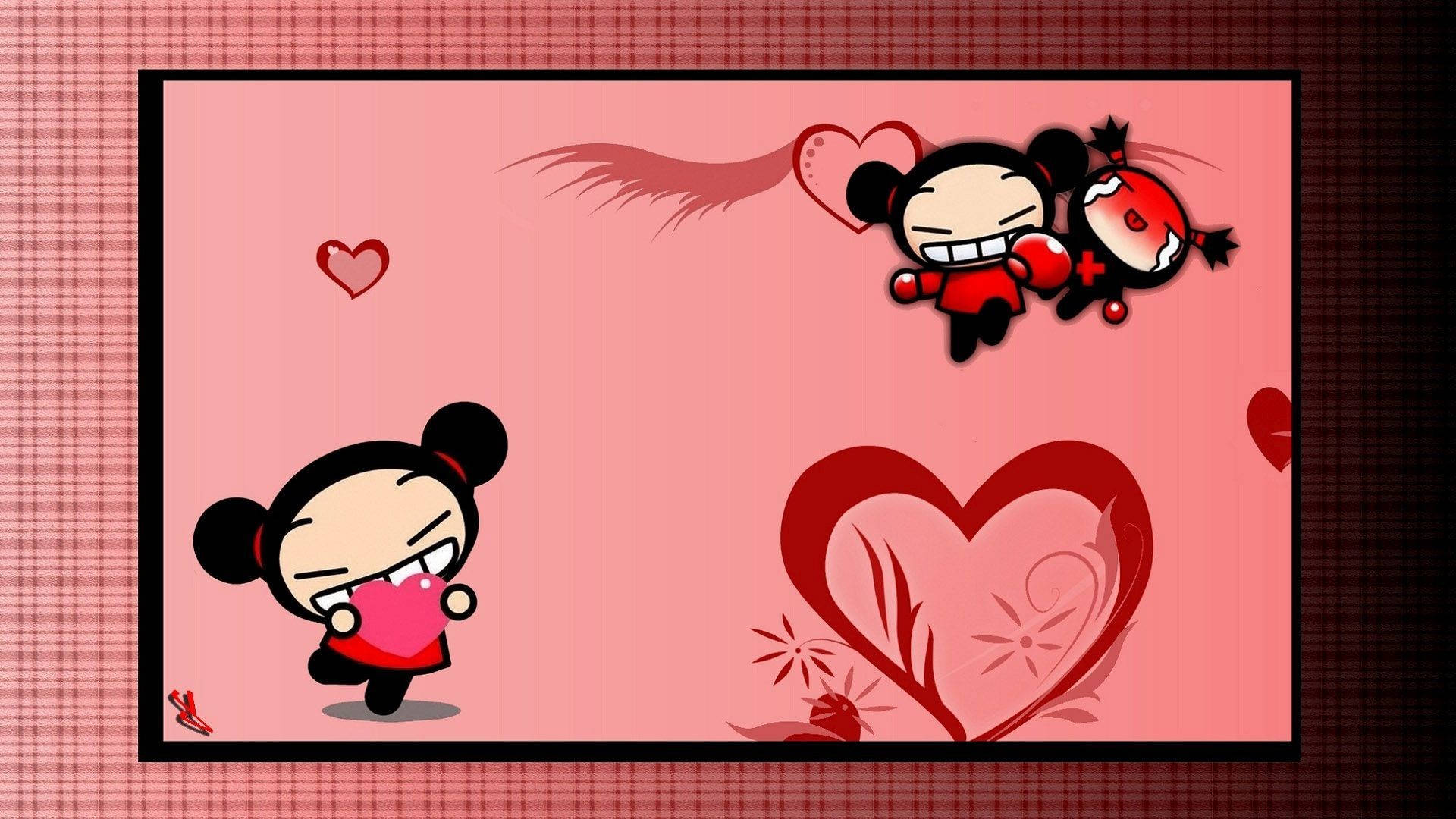 Pucca 桌布 壁紙 — 兩個穿著紅色服裝的卡通人物在粉紅色背景上漂浮的心形和花卉圖案中快樂地擁抱。
