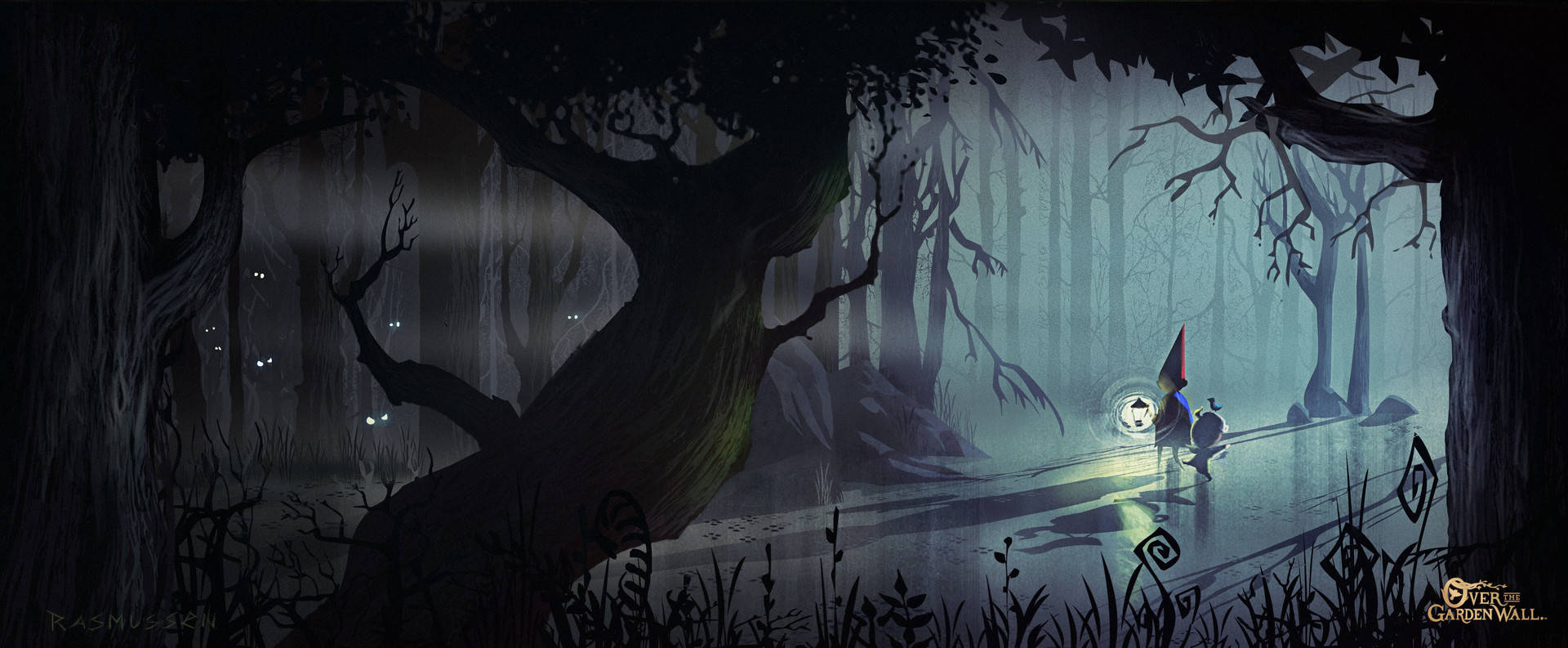 over the garden wall 桌布 壁紙 — 兩個細小的人影提著發光燈籠，夜晚在迷霧森林小徑上，在高聳扭曲的樹木下行走。