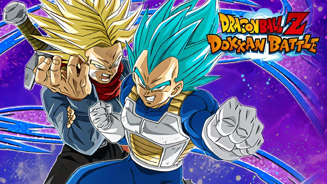 Vegeta And Trunks 桌布 壁紙 — 兩個超級賽亞人角色在充滿活力的動漫戰鬥場景中碰撞，伴隨著鮮豔的紫色和藍色能量效果。