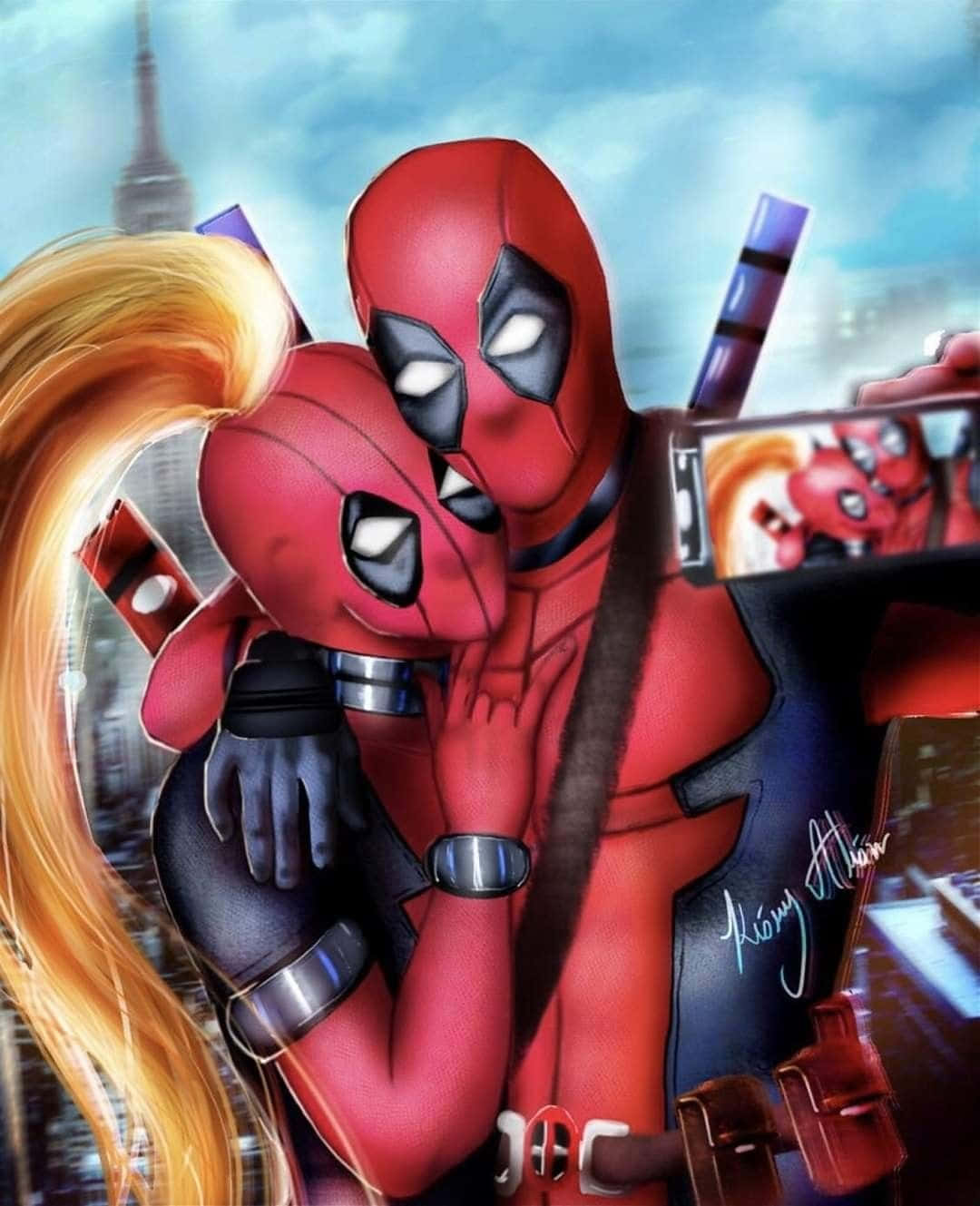 Deadpool And Lady Deadpool 桌布 壁紙 — 兩個身穿紅色套裝的死侍角色在模糊的城市天際線和高塔背景下擁抱並自拍。
