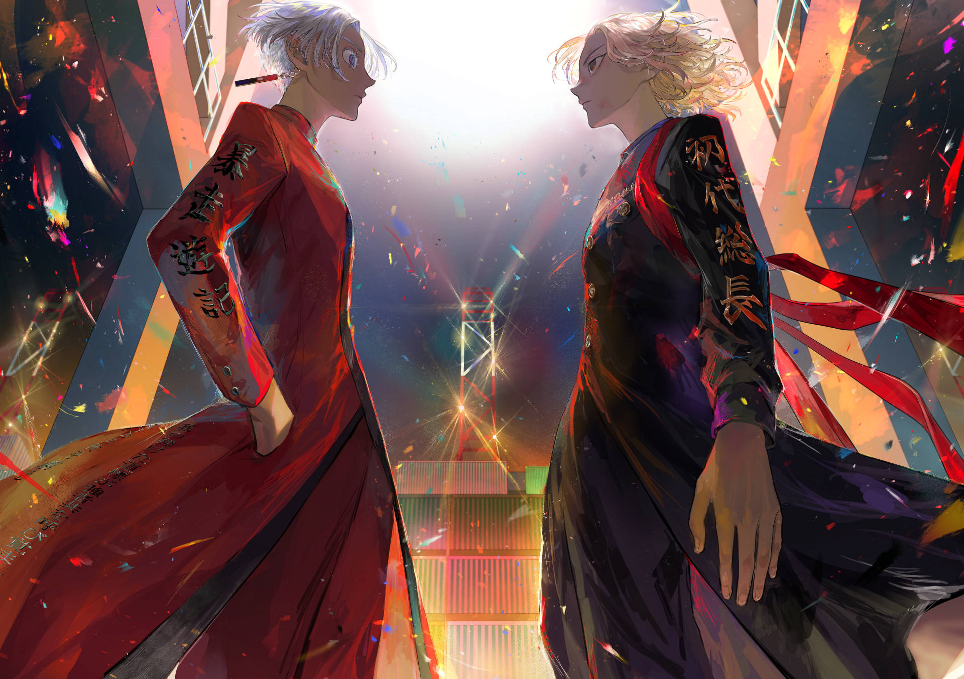 izana kurokawa 桌布 壁紙 — 兩個身穿飄逸紅黑長袍的動漫角色，在充滿光彩和五彩紙屑的城市背景下相對而立。