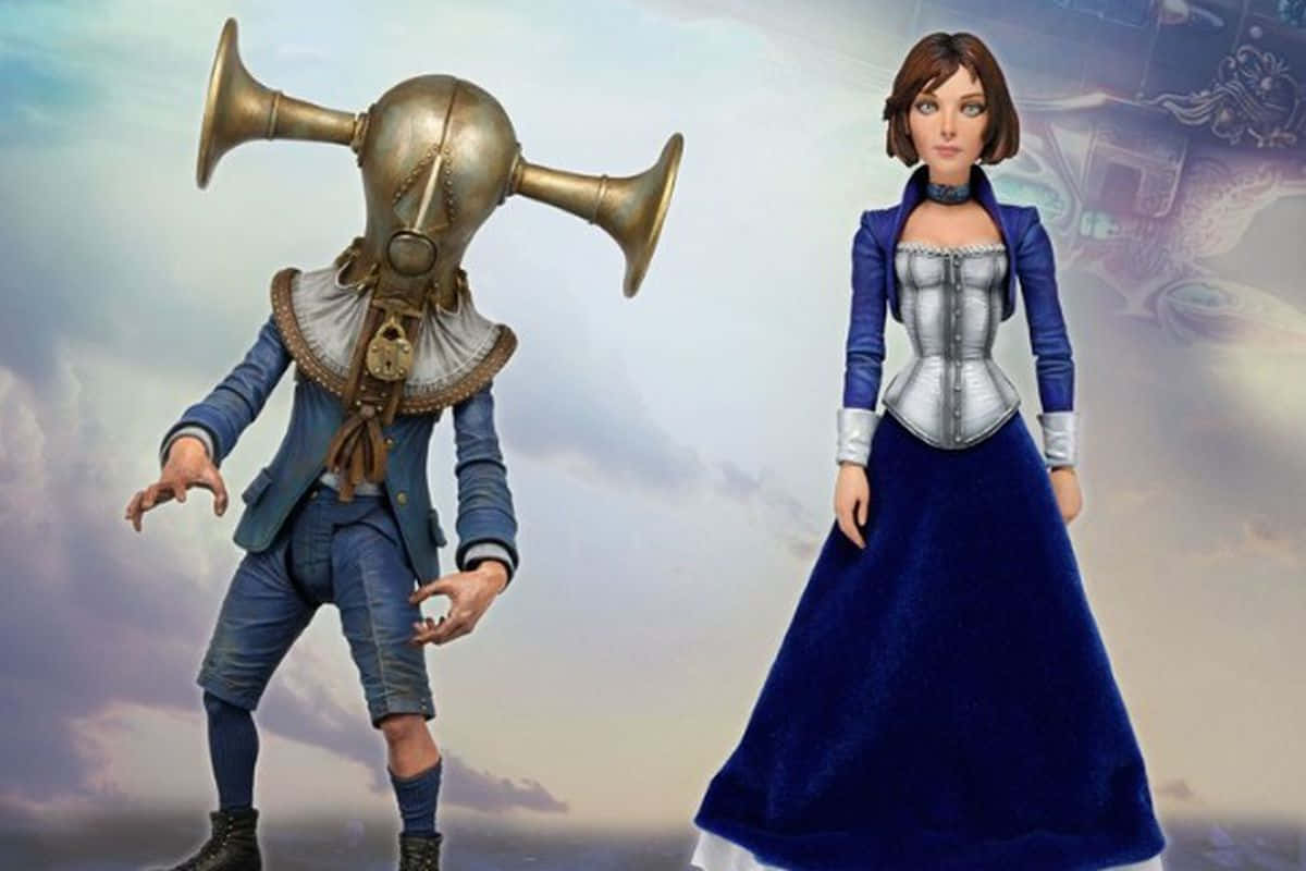 Bioshock Characters 桌布 壁紙 — 兩個風格化的人物並排站立，一個戴著黃銅角盔，另一個穿著藍色天鵝絨長袍，背景是多雲的天空。