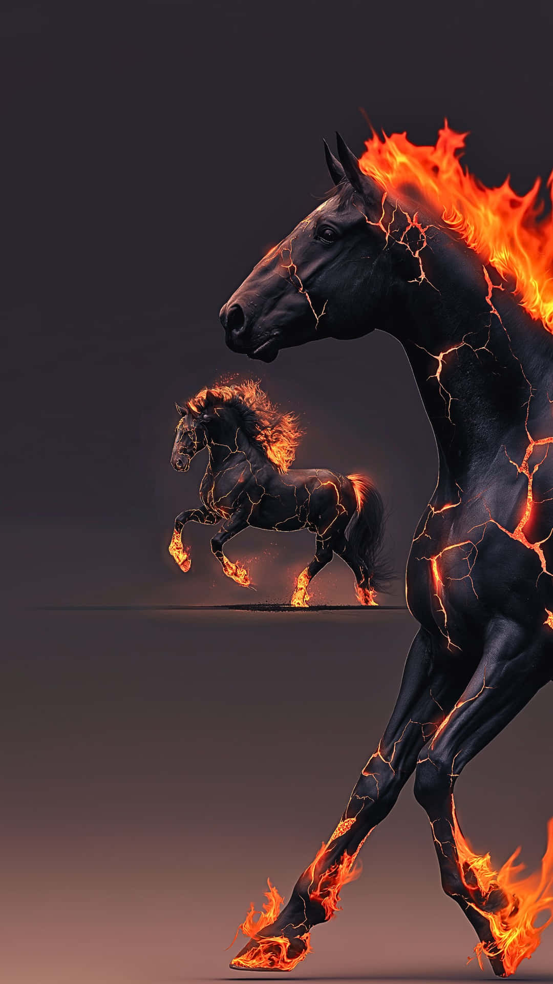 Majestic fiery horse in motion, its body cracked with glowing lava and mane ablaze 壁紙 — 兩匹黑馬身上帶有熾熱的橙色火焰，在黑暗漸變背景上奔騰。