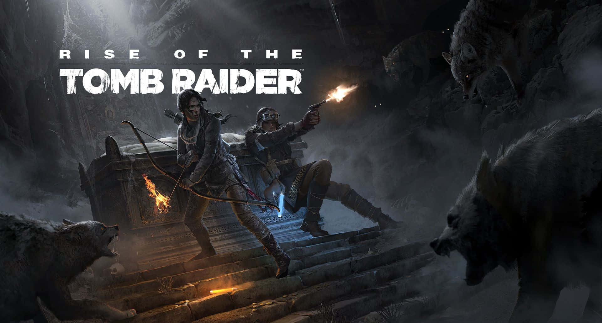 Lara Croft 桌布 壁紙 — 兩名冒險者手持火把，在一個有古老石階的黑暗霧氣瀰漫的墓穴中抵擋咆哮的狼群。