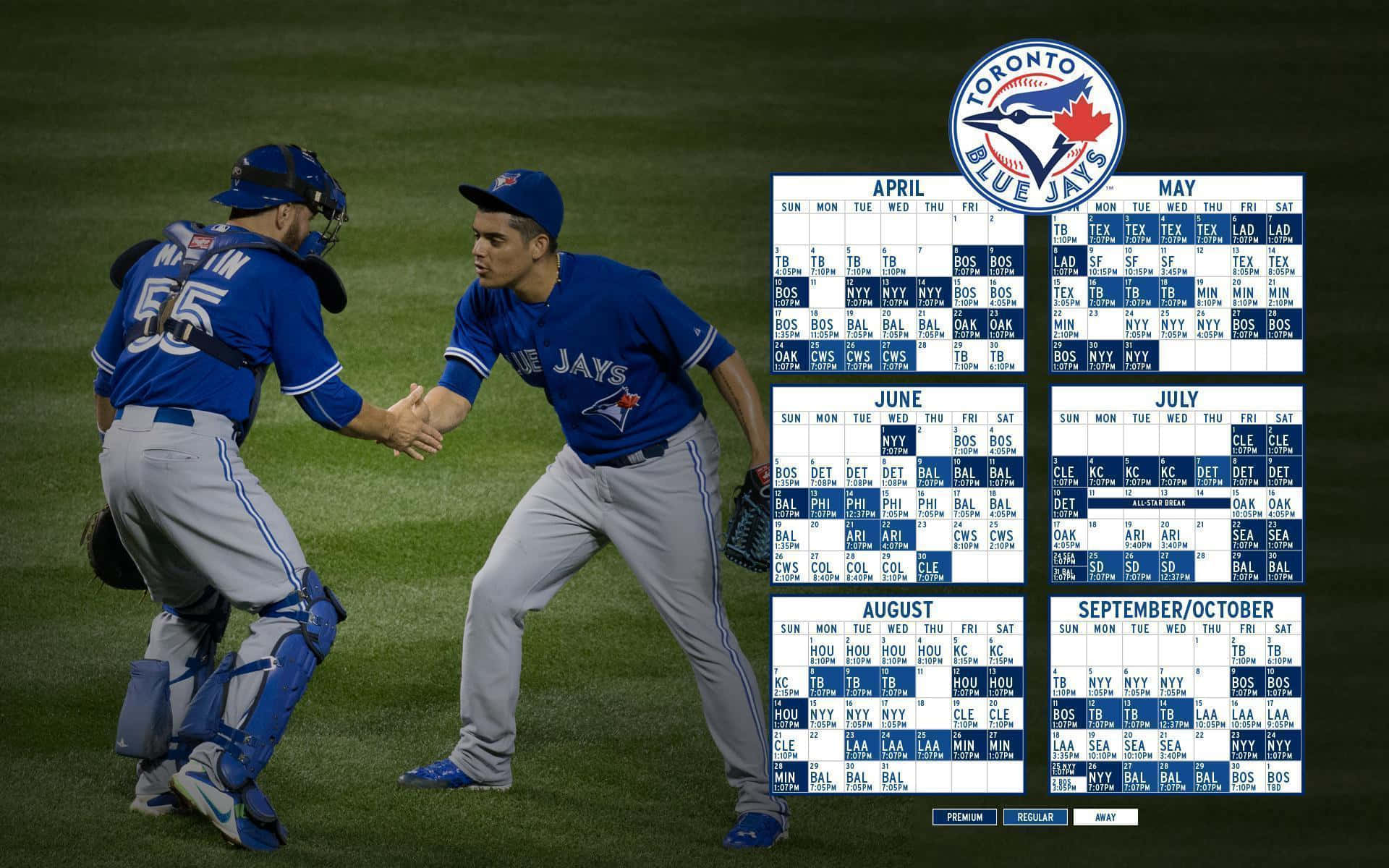 Blue Jays. 桌布 壁紙 — 兩名多倫多藍鳥隊棒球運動員在綠色球場上握手，旁邊是詳細的2023年賽程圖表。