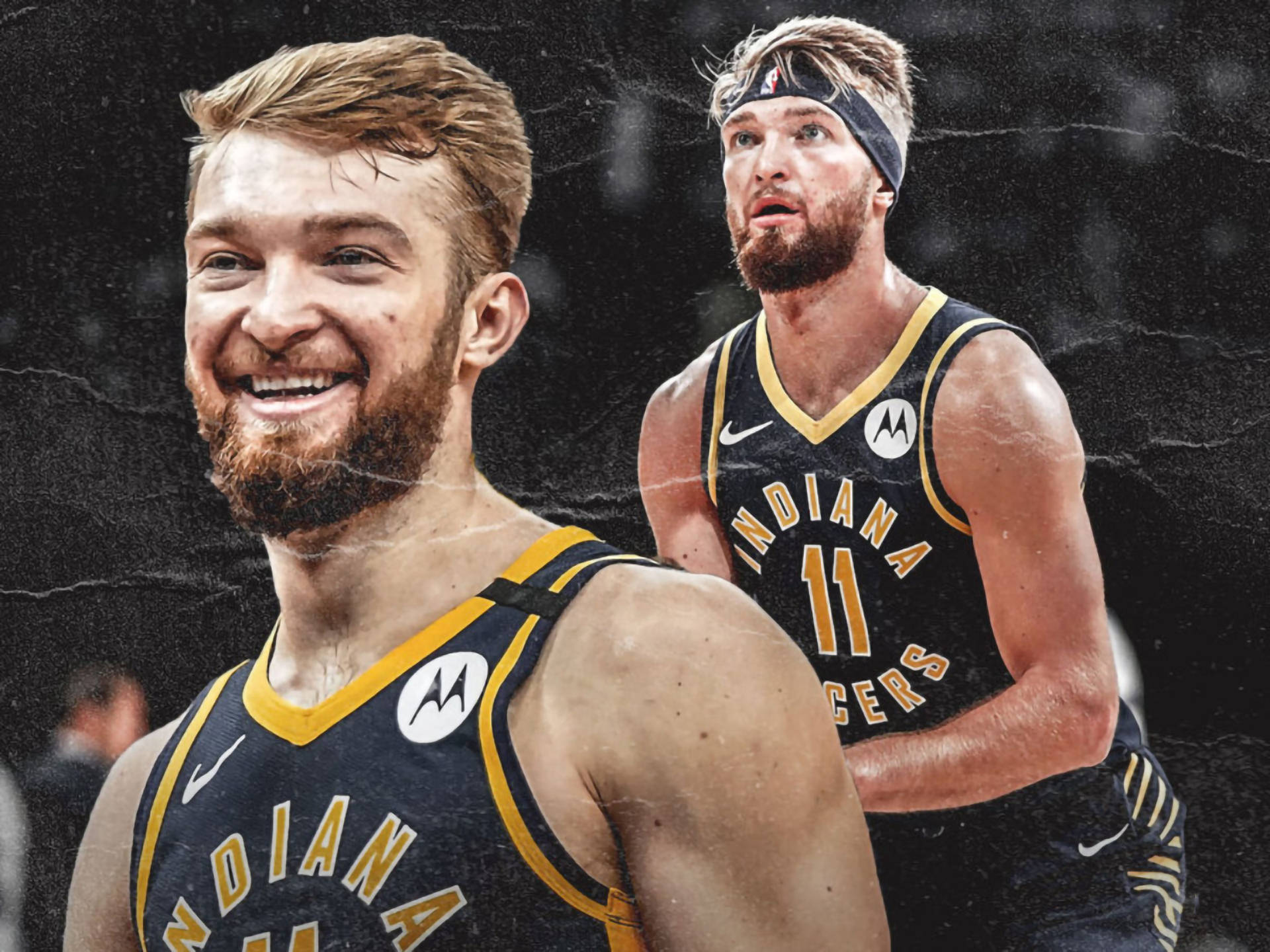 domantas sabonis 桌布 壁紙 — 兩名微笑的印第安納溜馬籃球運動員穿著黑色和金色球衣，在紋理深色背景前擺姿勢。