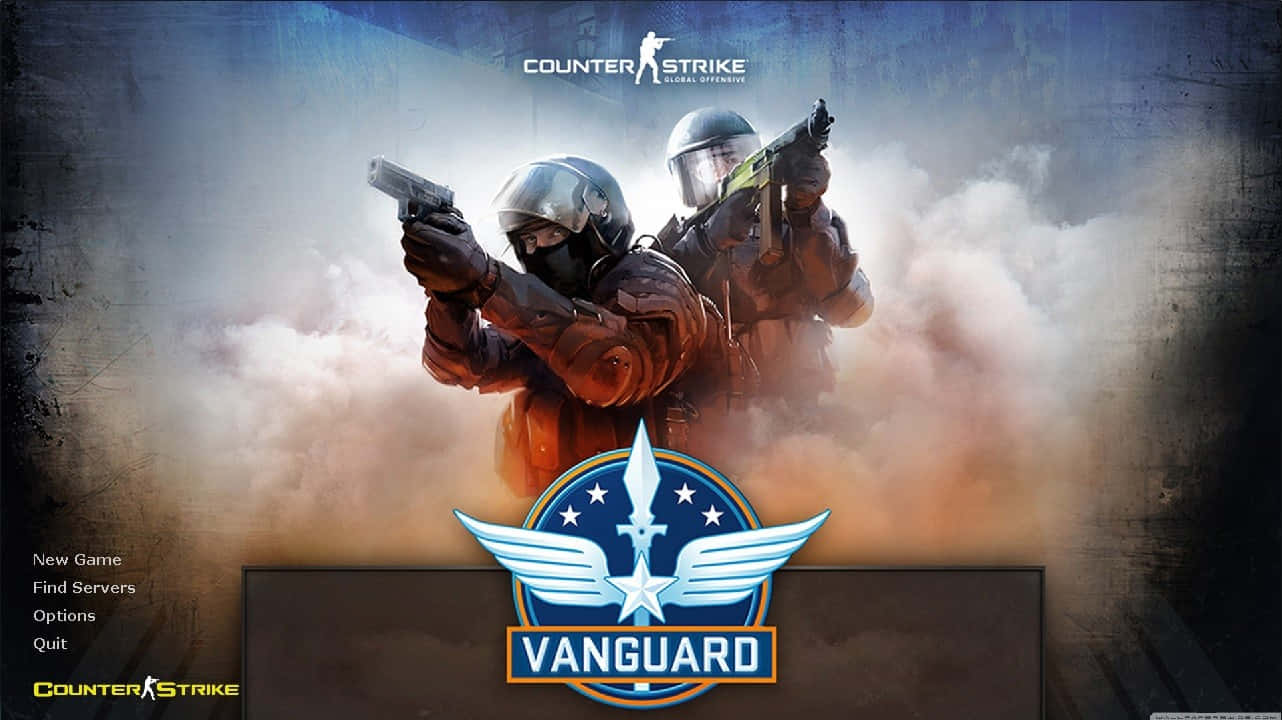 電玩遊戲 桌布 壁紙 — 兩名戰術操作員在煙霧中瞄準武器，處於 gritty 的 Counter Strike Vanguard 遊戲選單中。