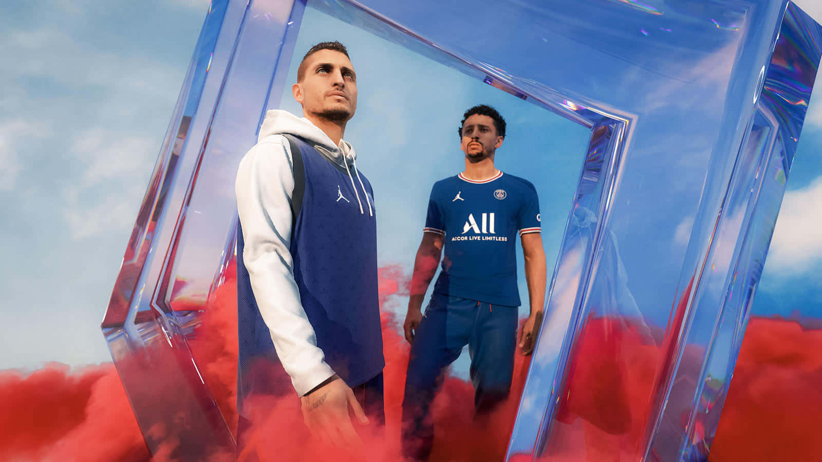 Fifa 22 桌布 壁紙 — 兩名穿著運動服的男子站在透明藍色立方體內，背景是天空和紅色煙霧。