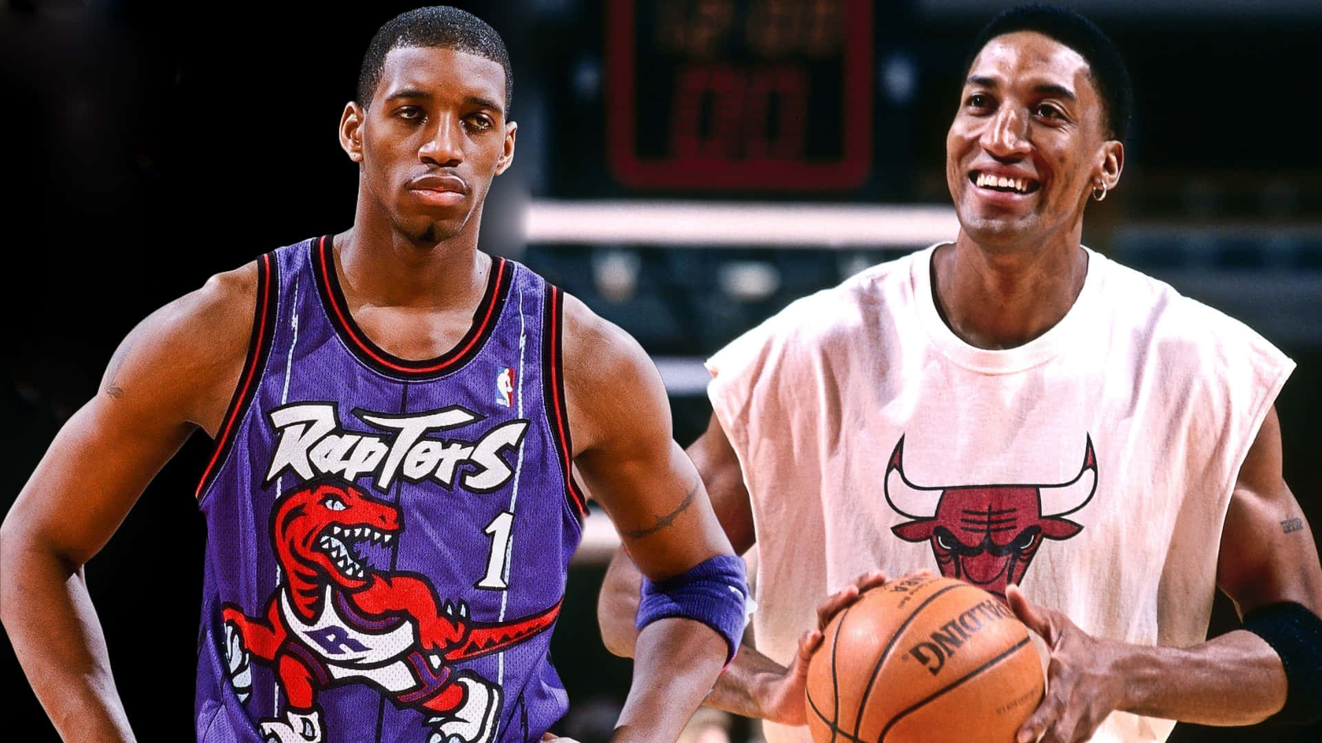 Tracy Mcgrady 桌布 壁紙 — 兩名籃球運動員，一名身穿紫色暴龍球衣，另一名身穿白色公牛球衣，手持籃球。