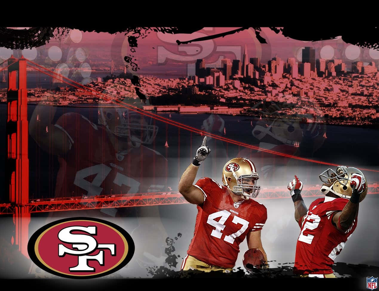 49ers 桌布 壁紙 — 兩名舊金山49人美式足球員在紅色調的城市景觀、金門大橋和球隊標誌前慶祝。