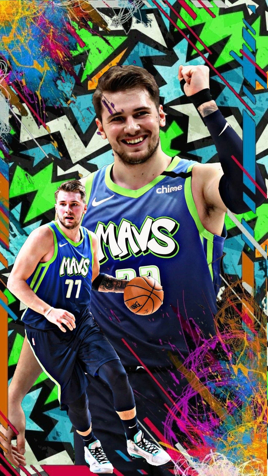 Luka 桌布 壁紙 — 兩名身穿 Mavericks 球衣的微笑籃球運動員在充滿活力的塗鴉風格背景（帶有彩色飛濺和幾何形狀）前動態擺姿勢。