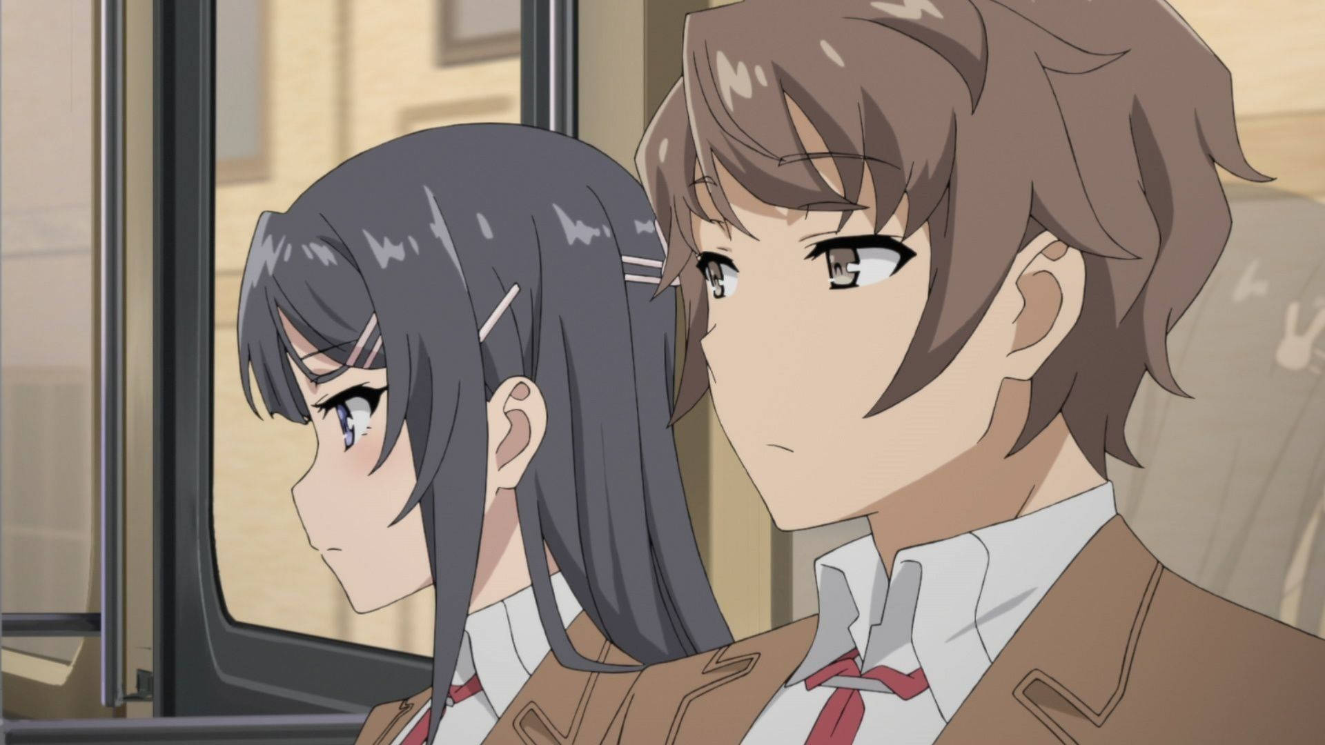 Rascal Does Not Dream Of Bunny Girl Senpai 桌布 壁紙 — 兩名身穿校服的動畫學生並排坐在火車上，望著窗外。