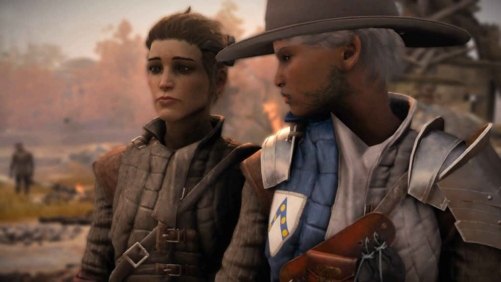 Greedfall 桌布 壁紙 — 兩名身穿盔甲的冒險者站在塵土飛揚的荒原上，身後遠處有一個身影和煙霧瀰漫的地平線。
