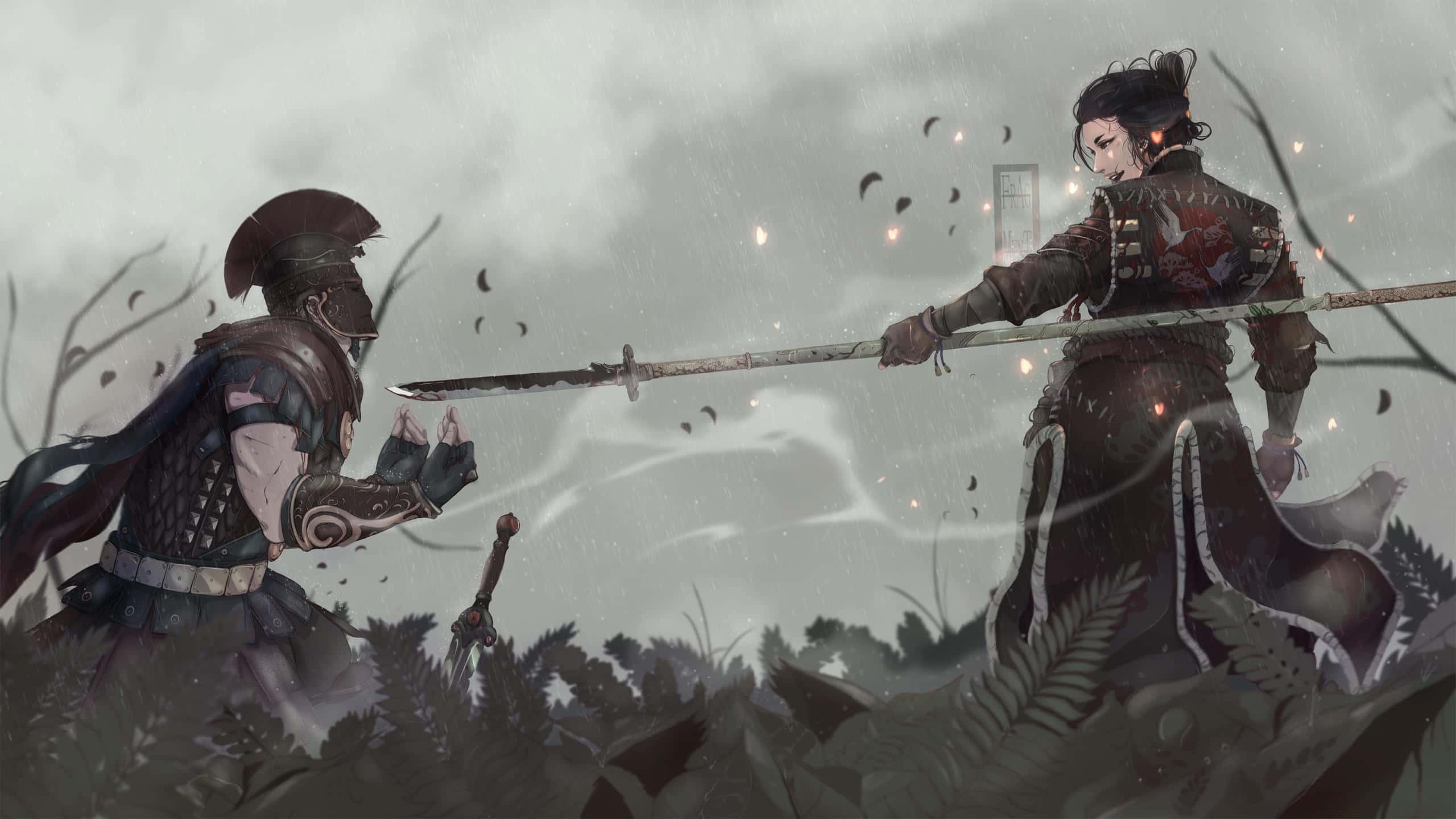Female Samurai For Honor 桌布 壁紙 — 兩名身穿盔甲的戰士在迷霧森林中揮劍交鋒，周圍有落葉和發光的餘燼。