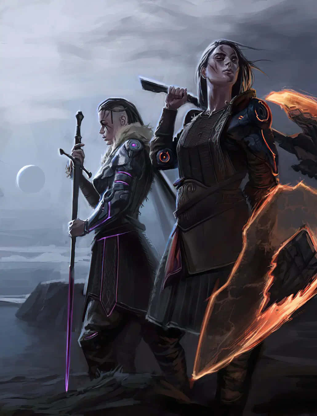 Female Viking Warriors 桌布 壁紙 — 兩名身穿盔甲的戰士站在岩石海岸上，一人揮舞著發光的劍，另一人手持火焰盾牌，在雲層密布的天空下，月亮高掛。
