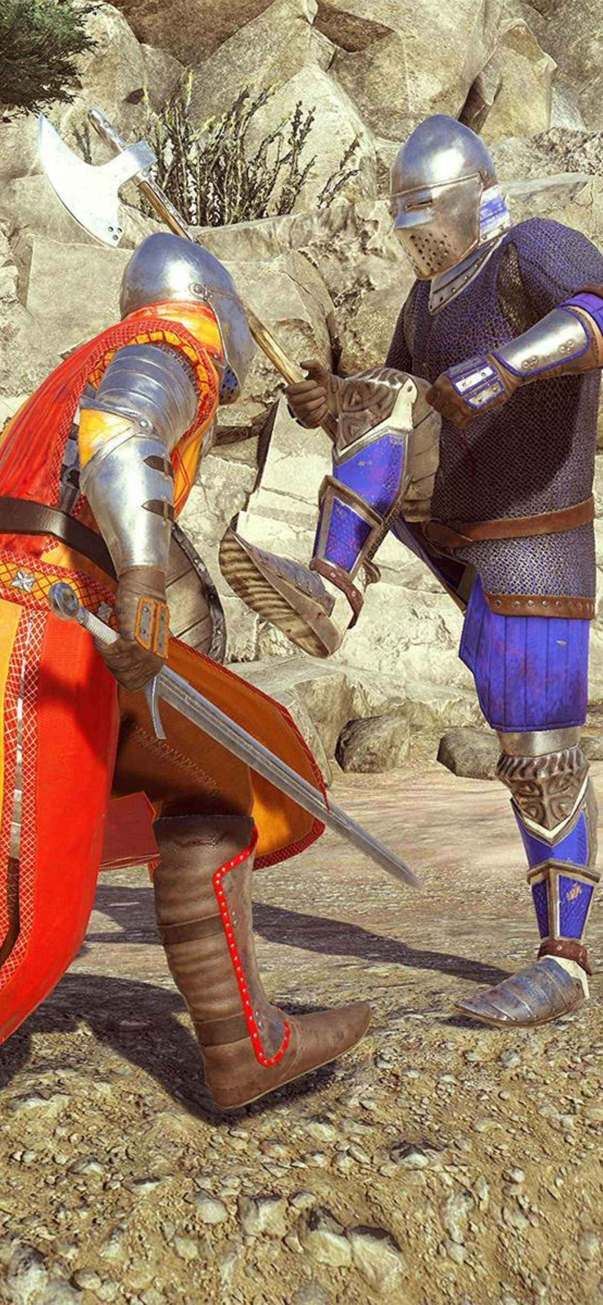 iPhone Xs Max Mordhau 桌布 壁紙 — 兩名身穿鎧甲的騎士在岩石地形中交鋒，一人身穿紅金色鎧甲揮舞戰斧，另一人身穿藍銀色鎧甲用盾牌防禦。