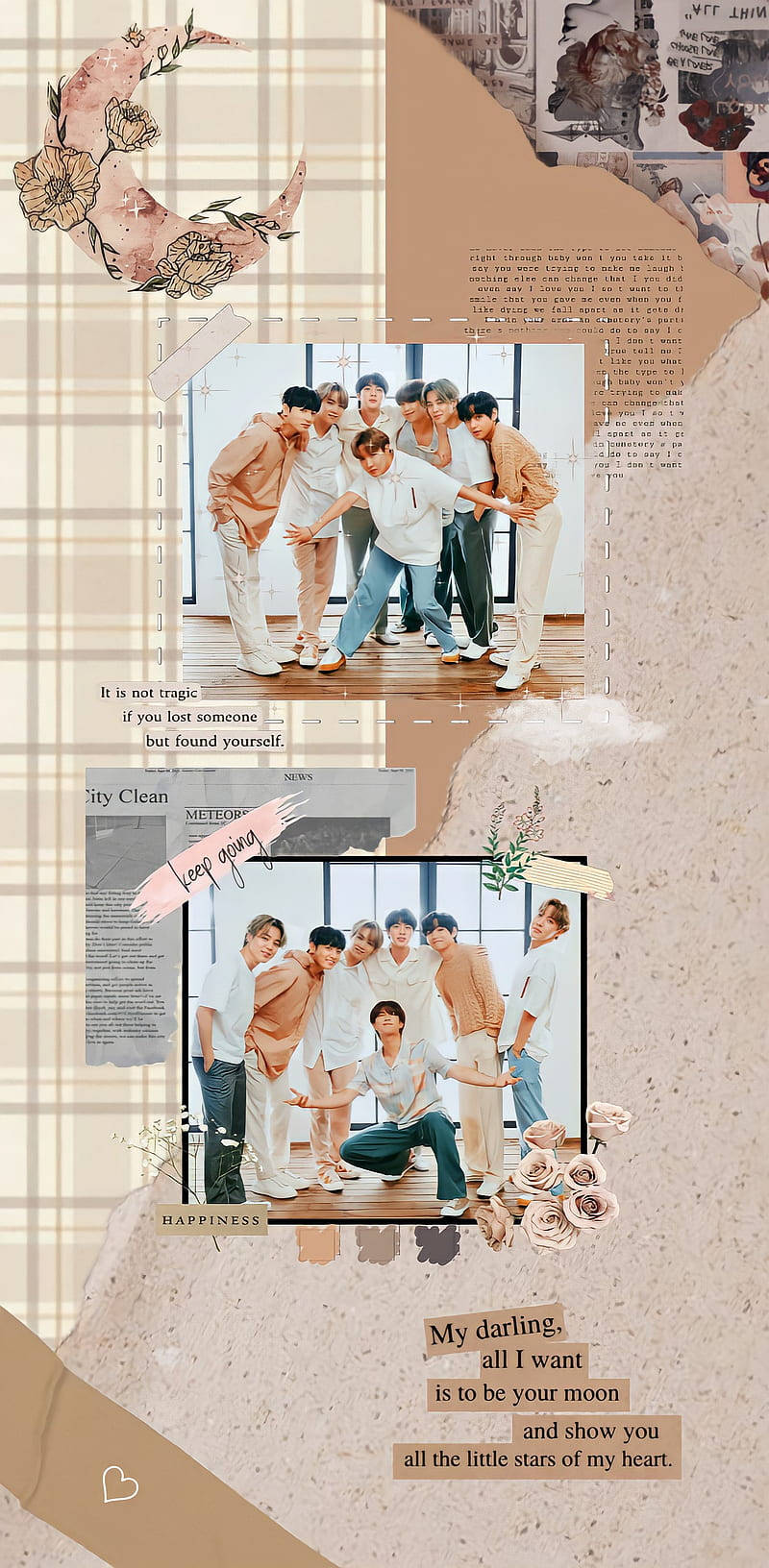 Bts Aesthetic 桌布 壁紙 — 兩張照片的拼貼，展示一群穿著米色和白色服裝的年輕男子在木地板上一起擺姿勢，並有撕紙和花卉元素。