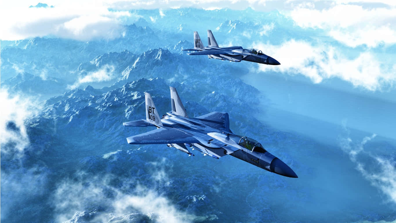 山脈 桌布 壁紙 — 兩架戰鬥機在藍天白雲中翱翔於雪山之上。