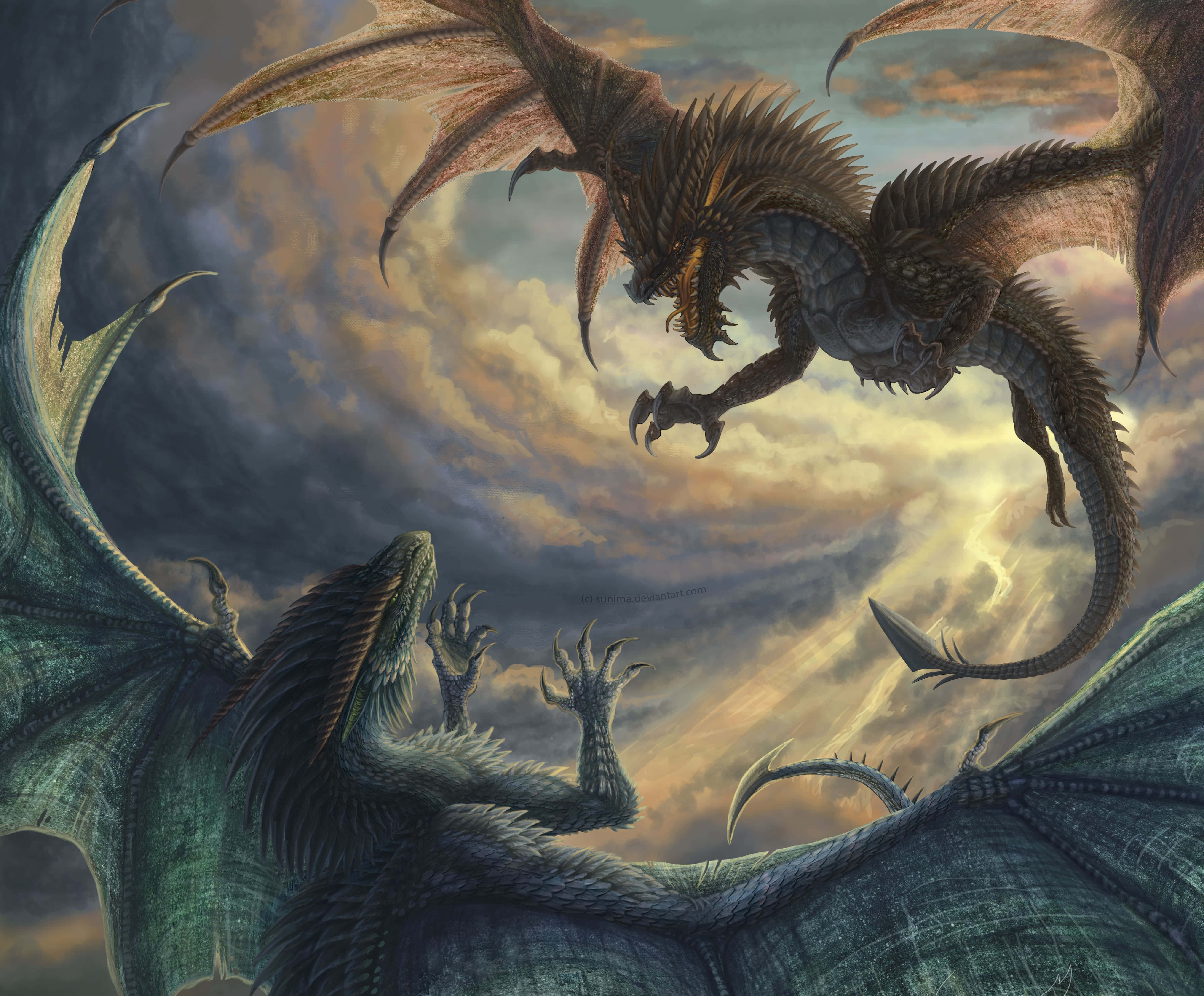 Mythical Dragon 桌布 壁紙 — 兩條巨龍在暴風雨的天空中交鋒，一條黑暗而兇猛，另一條青綠色且挑釁，背景是戲劇性的雲層。