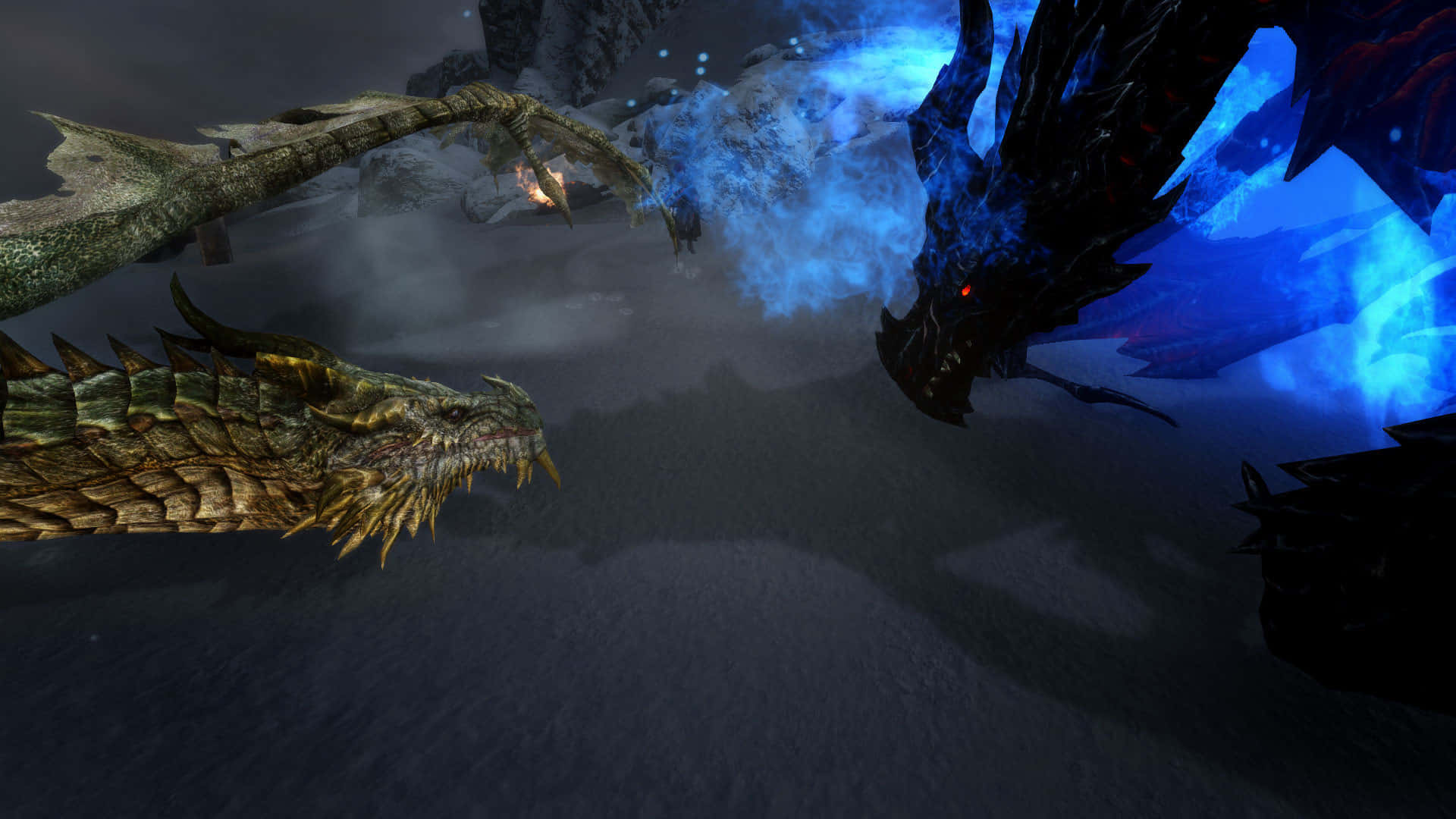 Skyrim Paarthurnax 桌布 壁紙 — 兩條巨龍在雪洞中碰撞，一條發出藍光，另一條金色鱗片，在冰冷黑暗中戰鬥。