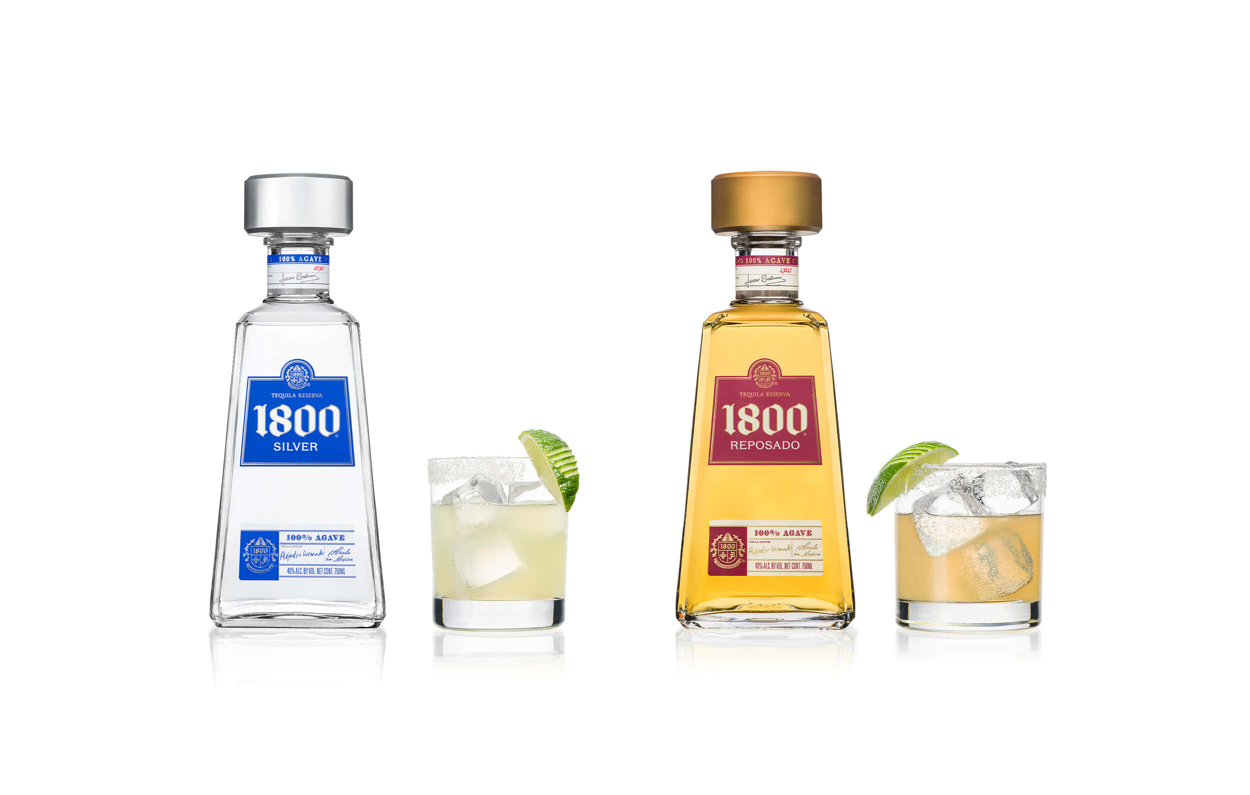 alcohol 桌布 壁紙 — 兩瓶1800龍舌蘭酒搭配相配的雞尾酒，置於潔白背景上。