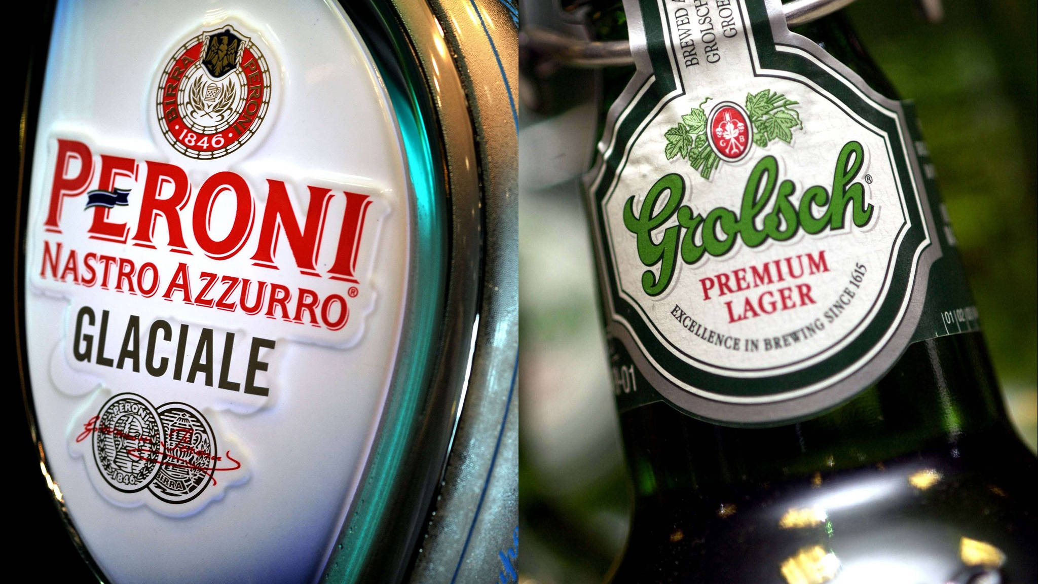 bottle 桌布 壁紙 — 兩瓶啤酒 Peroni Nastro Azzurro Glaciale 和 Grolsch Premium Lager 的特寫，帶有詳細標籤和反光表面。