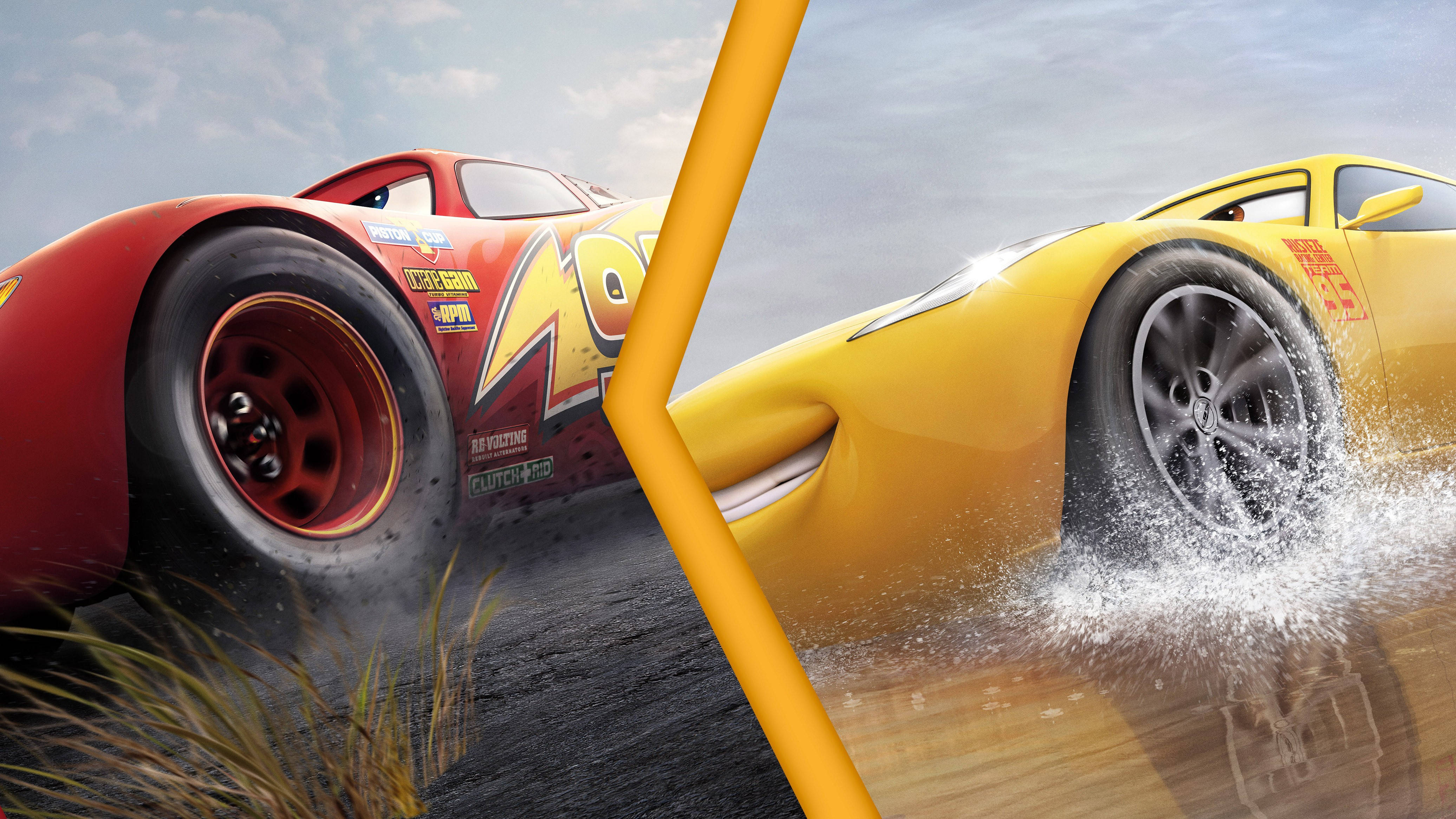 Pixar 桌布 壁紙 — 兩輛動畫賽車，一紅一黃，在分開的賽道上疾馳，前景有水花和草地。